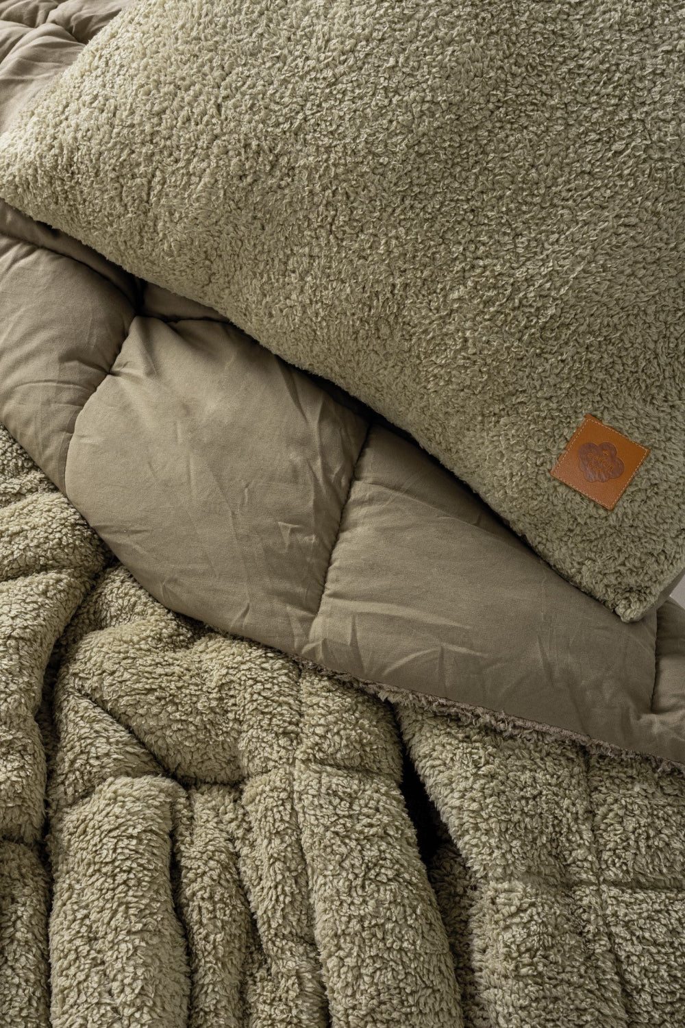 Cotton Box-Çift Kişilik Peluş Yorgan Seti Taş 195x215 Cm-Yorgan-2-Milagron.com