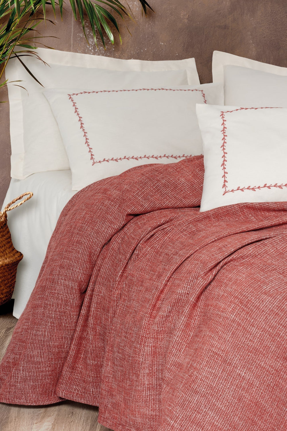 Cotton Box-Embrova Şönil Çift Kişilik Yatak Örtüsü/Pike Takımı Loom Bordo-Nevresim Takımı-2-Milagron.com