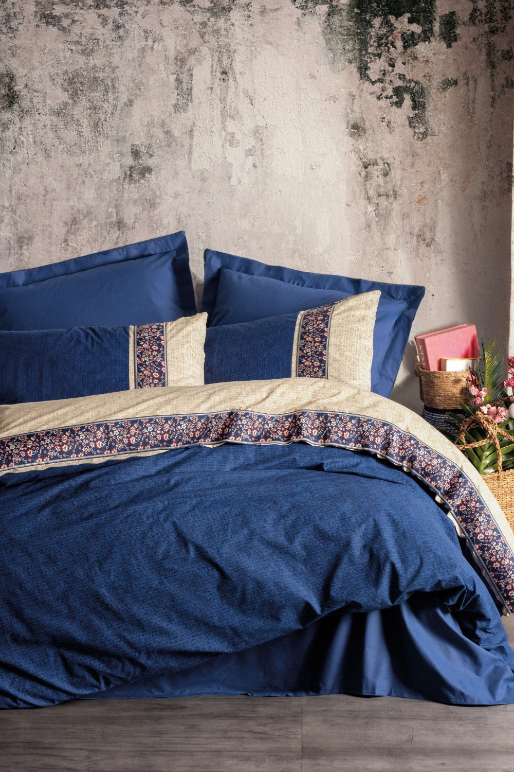 Cotton Box-Folk Art Çift Kişilik Nevresim Takımı Rayen Lacivert-Nevresim Takımı-1-Milagron.com