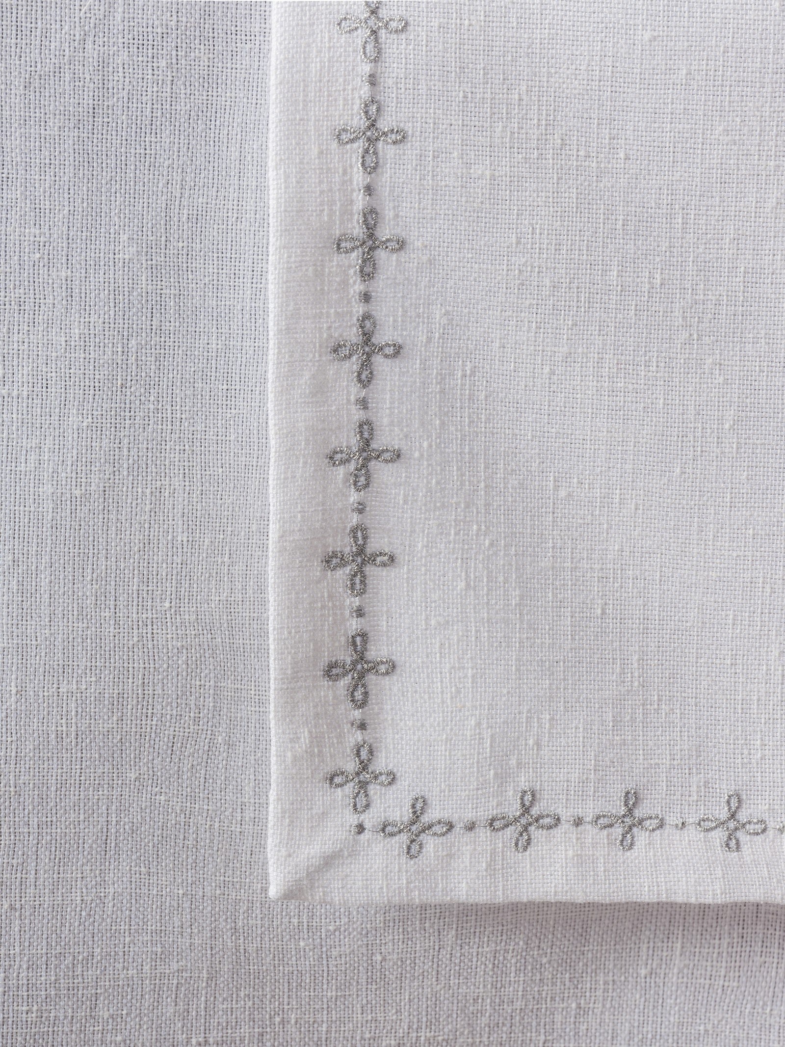 Cotton Box-Keten Masa Örtüsü Takımı Pera Beyaz 175x240-Masa Örtüleri-2-Milagron.com