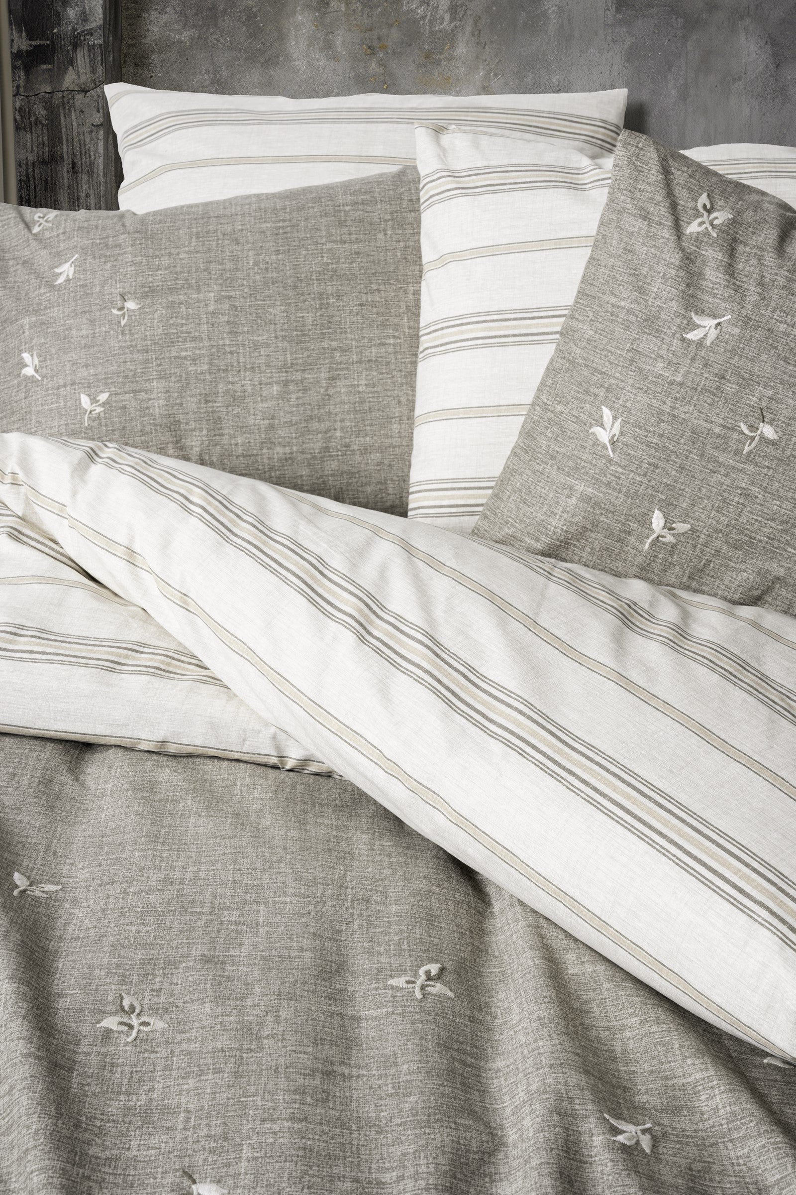 Cotton Box-Klein Nakışlı Ranforce Çift Kişilik Nevresim Takımı Moke Kahve-Nevresim Takımı-2-Milagron.com