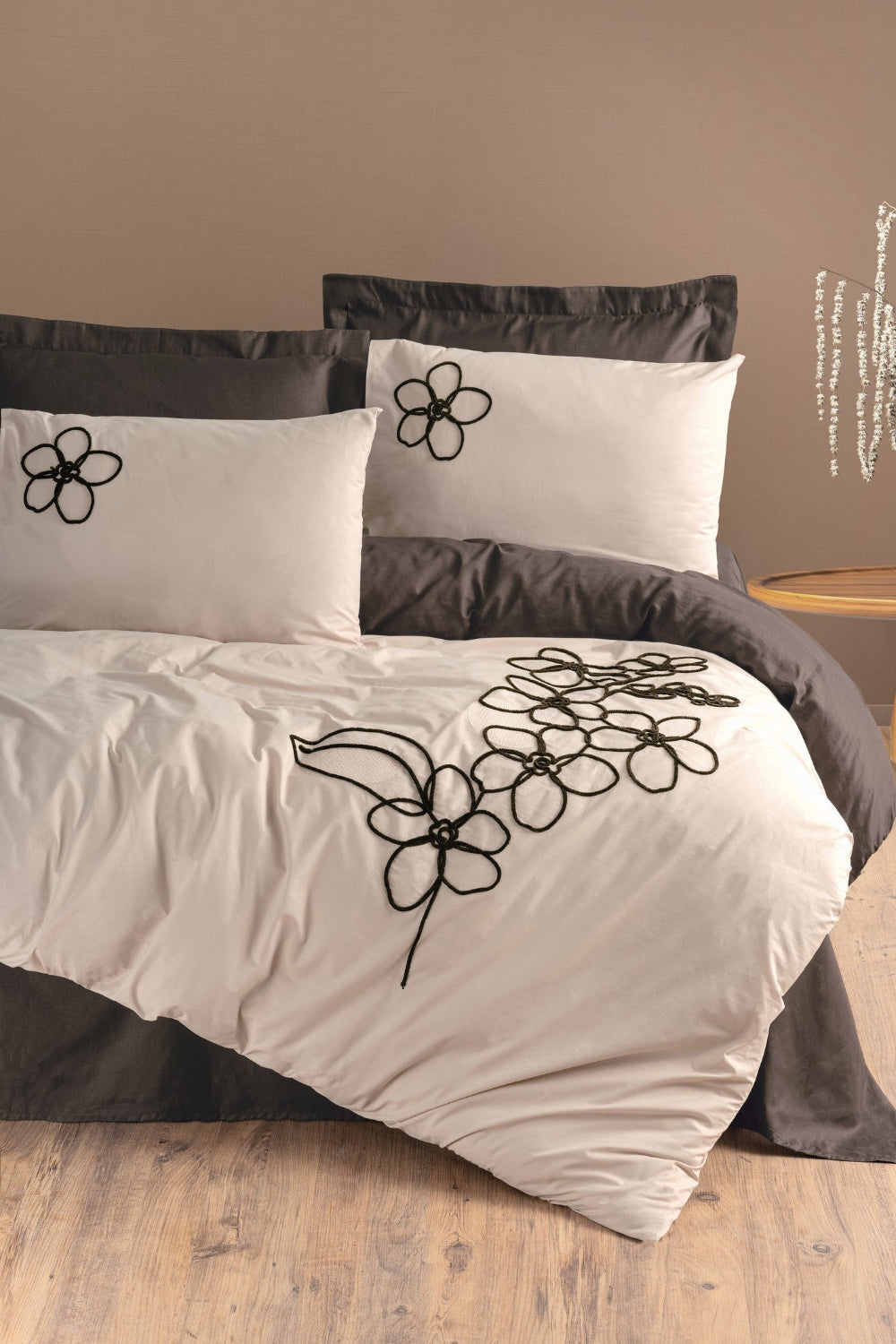 Cotton Box-Nakışlı Ranforce Çift Kişilik Nevresim Takımı Panos Kahve-Nevresim Takımı-1-Milagron.com