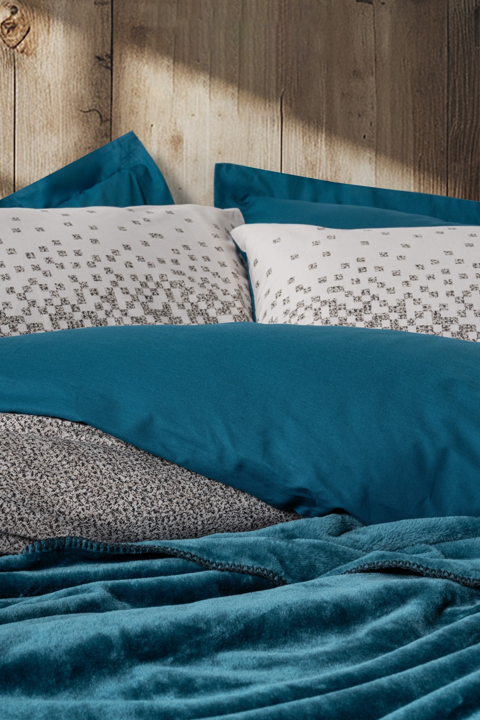 Cotton Box-Oyster Battaniyeli Çift Kişilik Nevresim Takımı Petrol-Nevresim Takımı-2-Milagron.com