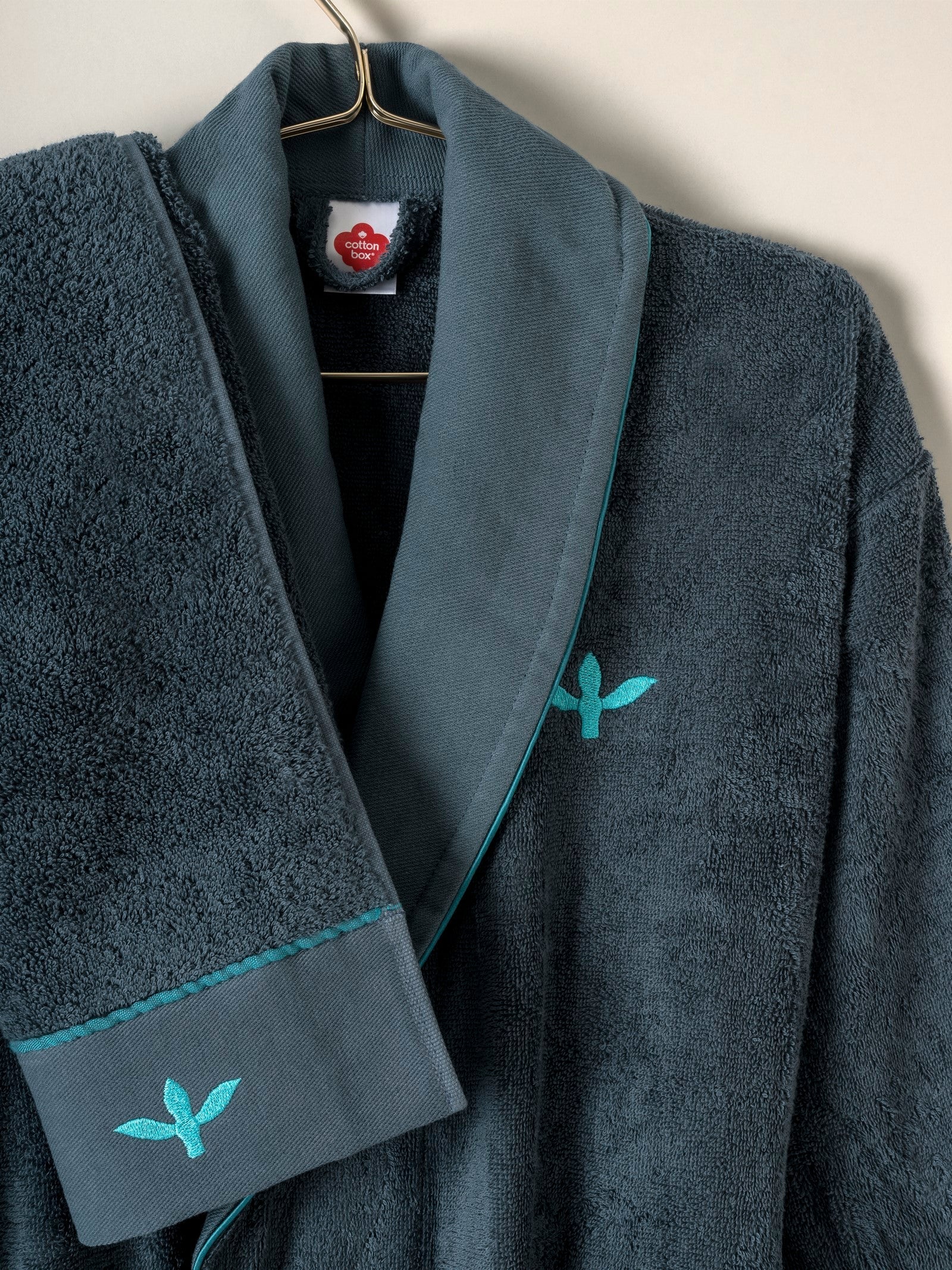 Cotton Box-Puff Nakışlı Aile Bornoz Seti Gaja Bej Petrol-Bornoz Seti-3-Milagron.com