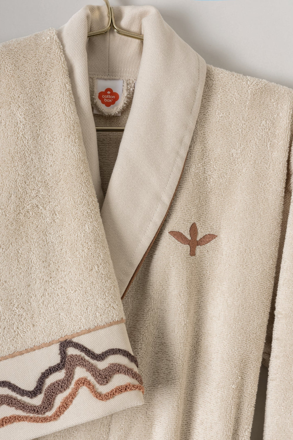 Cotton Box-Puff Nakışlı Aile Bornoz Seti Molende Bej Antrasit-Bornoz Seti-2-Milagron.com