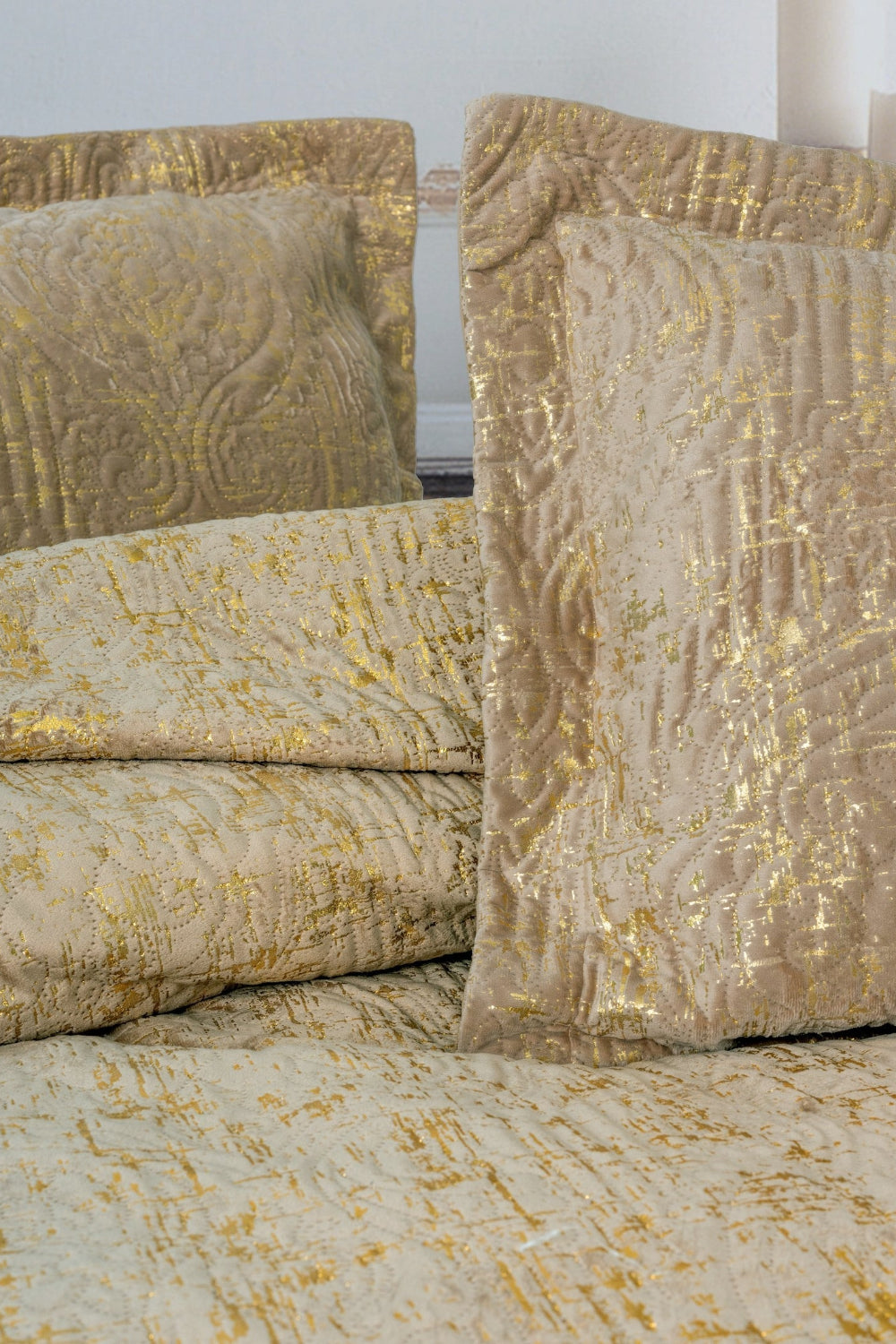 Cotton Box-Smart Çift Kişilik Yatak Örtüsü Kadife Varaklı Brillante Kahve-Yatak Örtüsü-2-Milagron.com