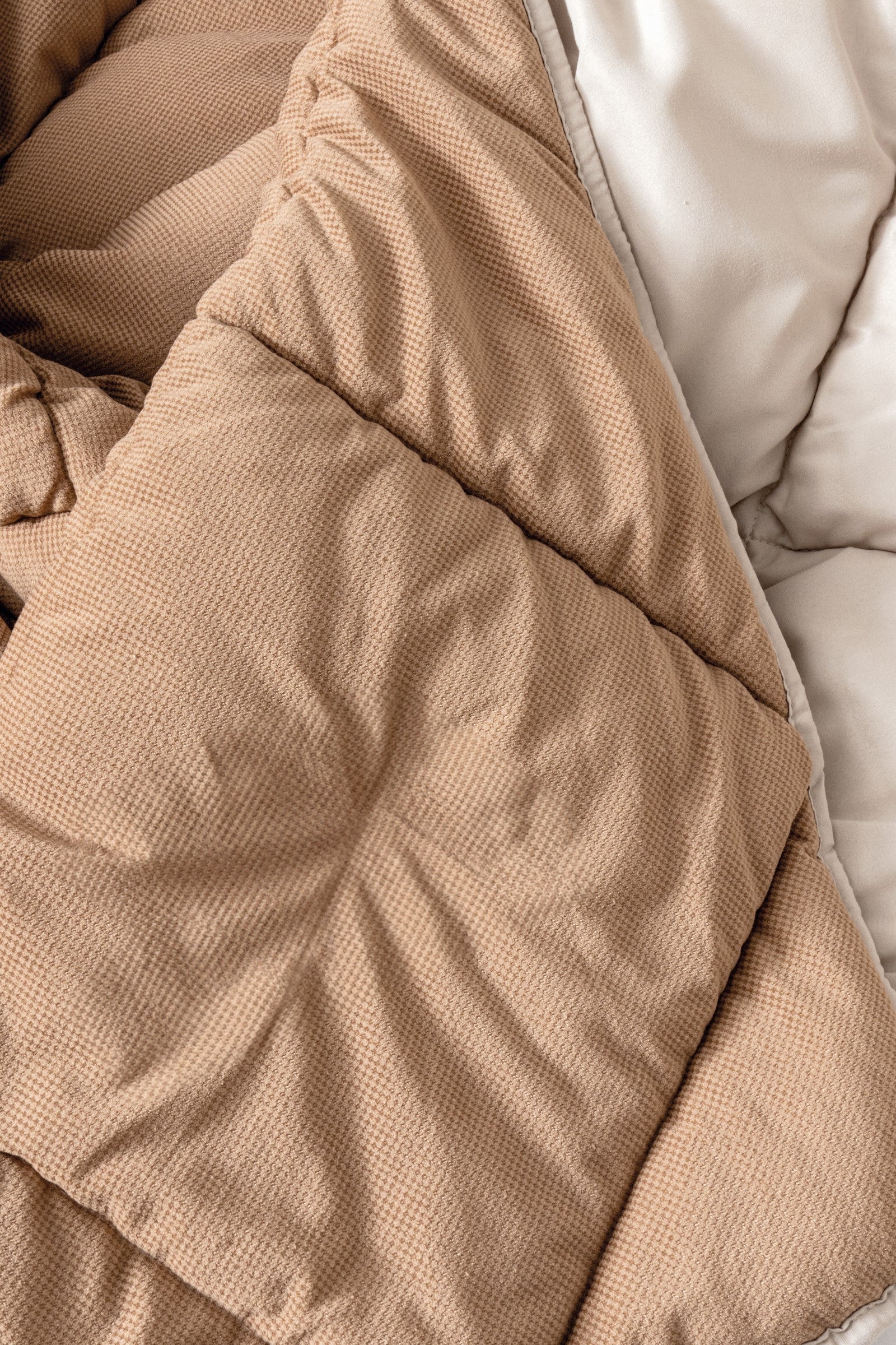 Cotton Box-Cotton Box Tek Kişilik Utka Yorgan Bej 155x215-Tek Kişilik Yorgan-3-Milagron.com