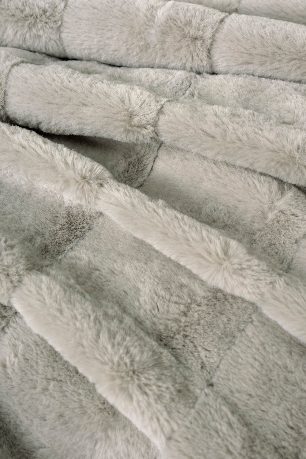 Cotton Box-Trim Çift Kişilik Kürk Battaniyeli Nevresim Takımı Suave Gri-Nevresim Takımı-2-Milagron.com