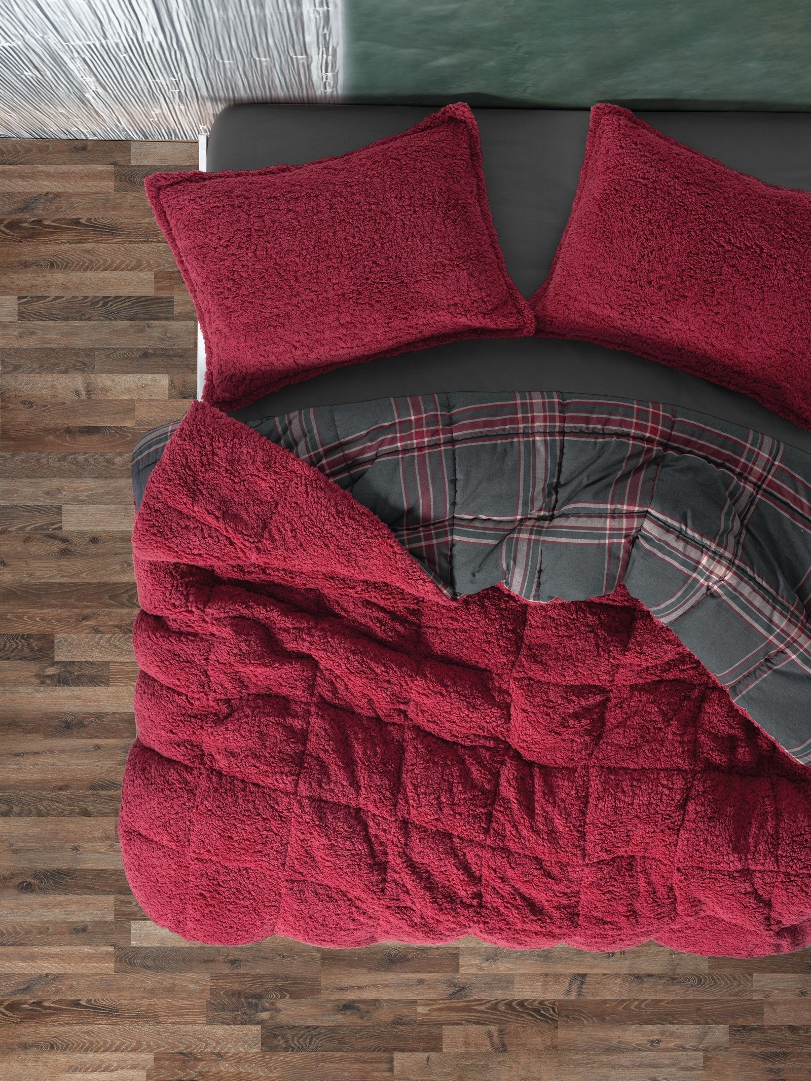 Cozy Home-Festive Çift Kişilik Çift Taraflı Peluş Yorgan Noel Kırmızı-Yorgan-3-Milagron.com