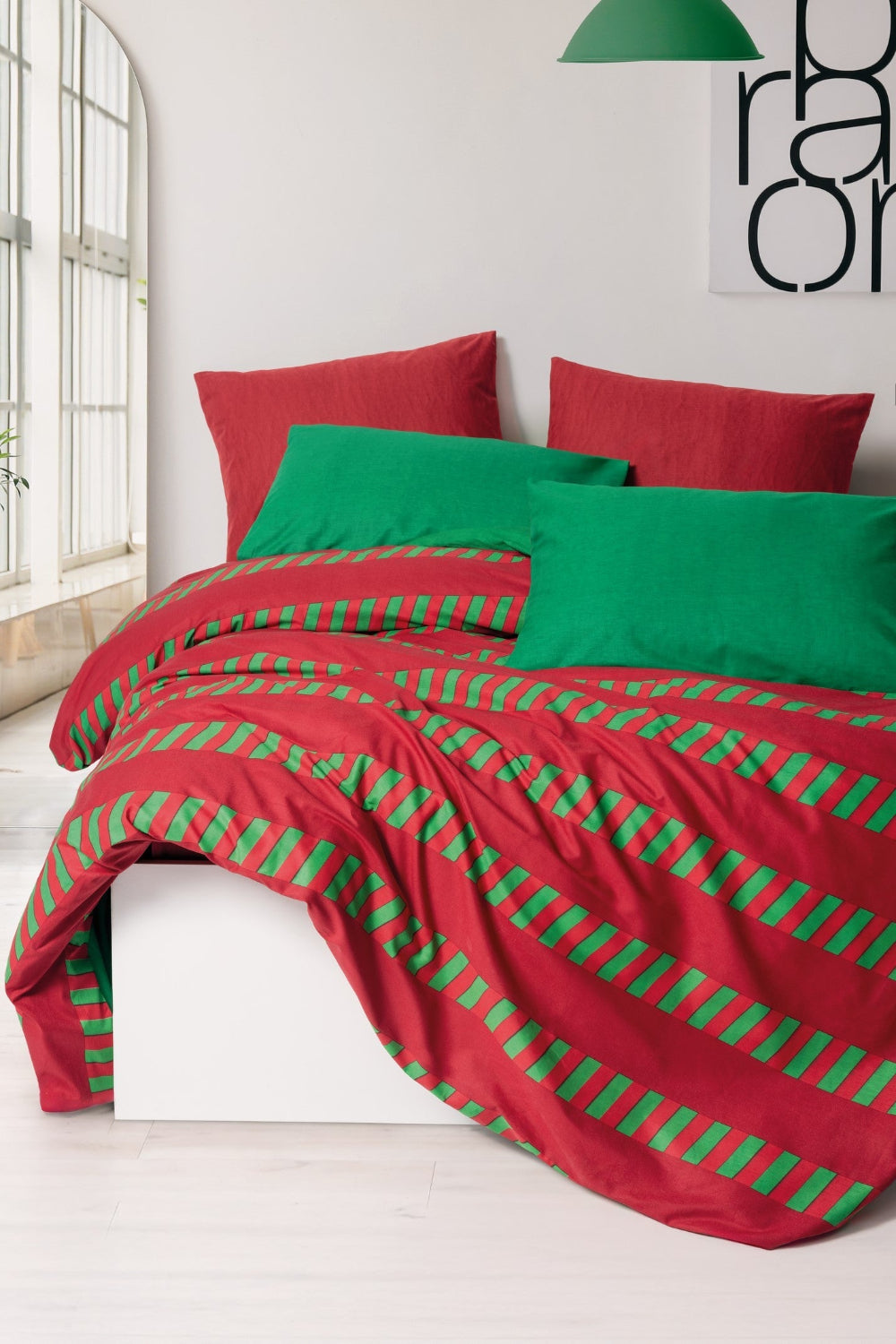 Cozy Home-Cozy Home Festive çift Kişilik Lastikli çarşaflı Nevresim Takımı Holly Yeşil-Nevresim Takımı-1-Milagron.com
