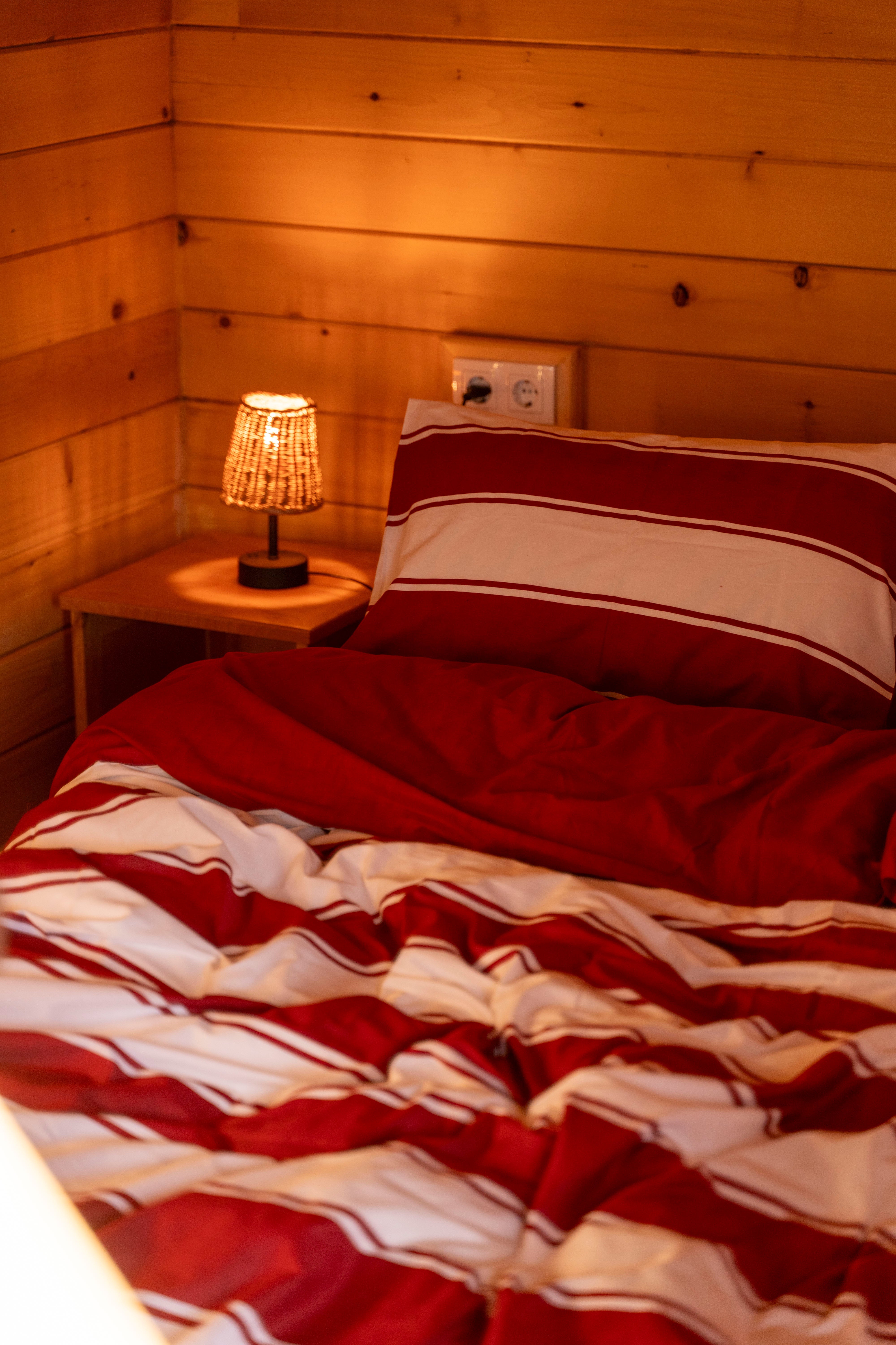 Cozy Home-Cozy Home Festive çift Kişilik Lastikli çarşaflı Nevresim Takımı Jolly Kırmızı-Nevresim Takımı-12-Milagron.com