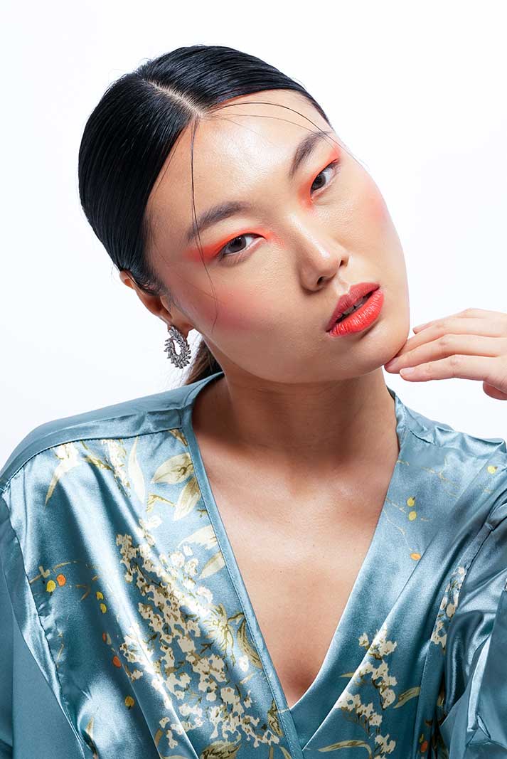 Damla Kalender-Ivy Earrings-Küpe-5-Milagron.com