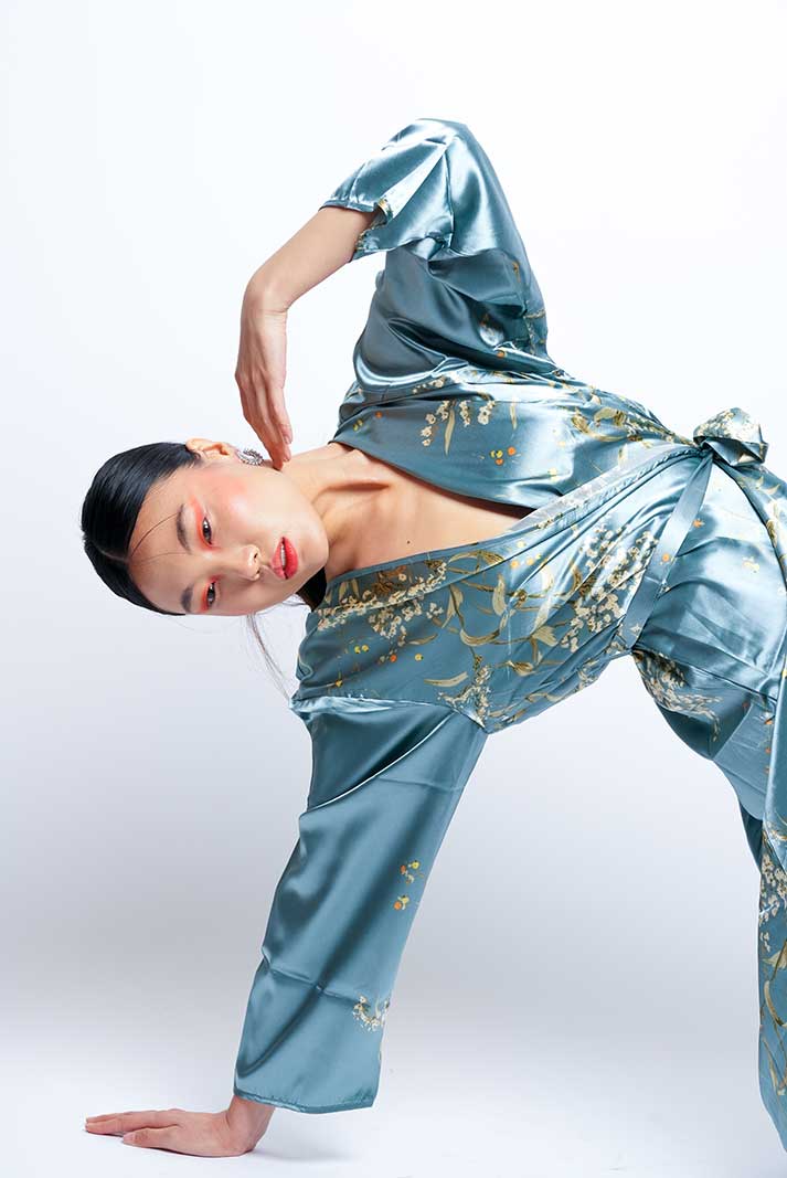 Damla Kalender-Ivy Earrings-Küpe-8-Milagron.com