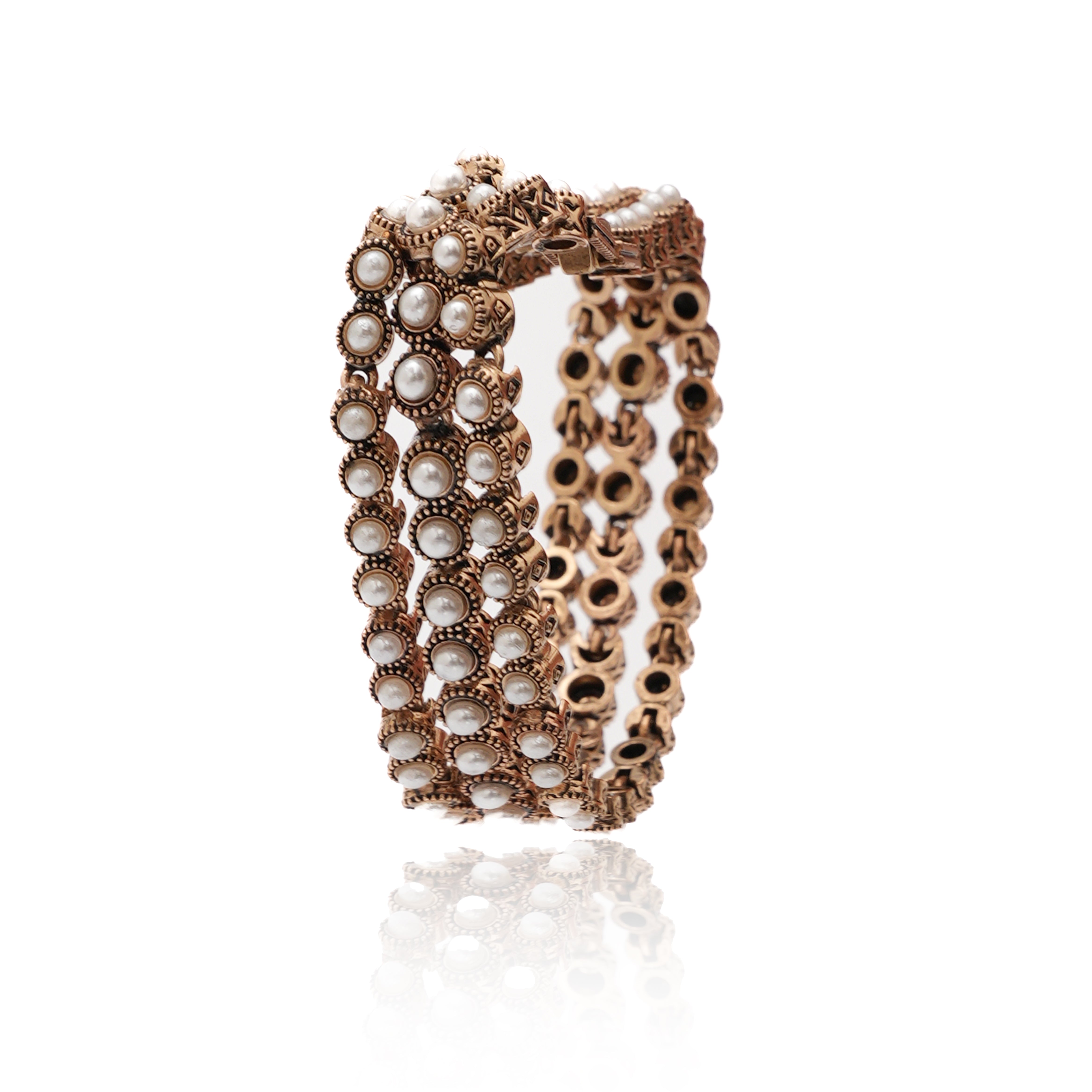 Damla Kalender-Rosalind Bracelet-1-Milagron.com