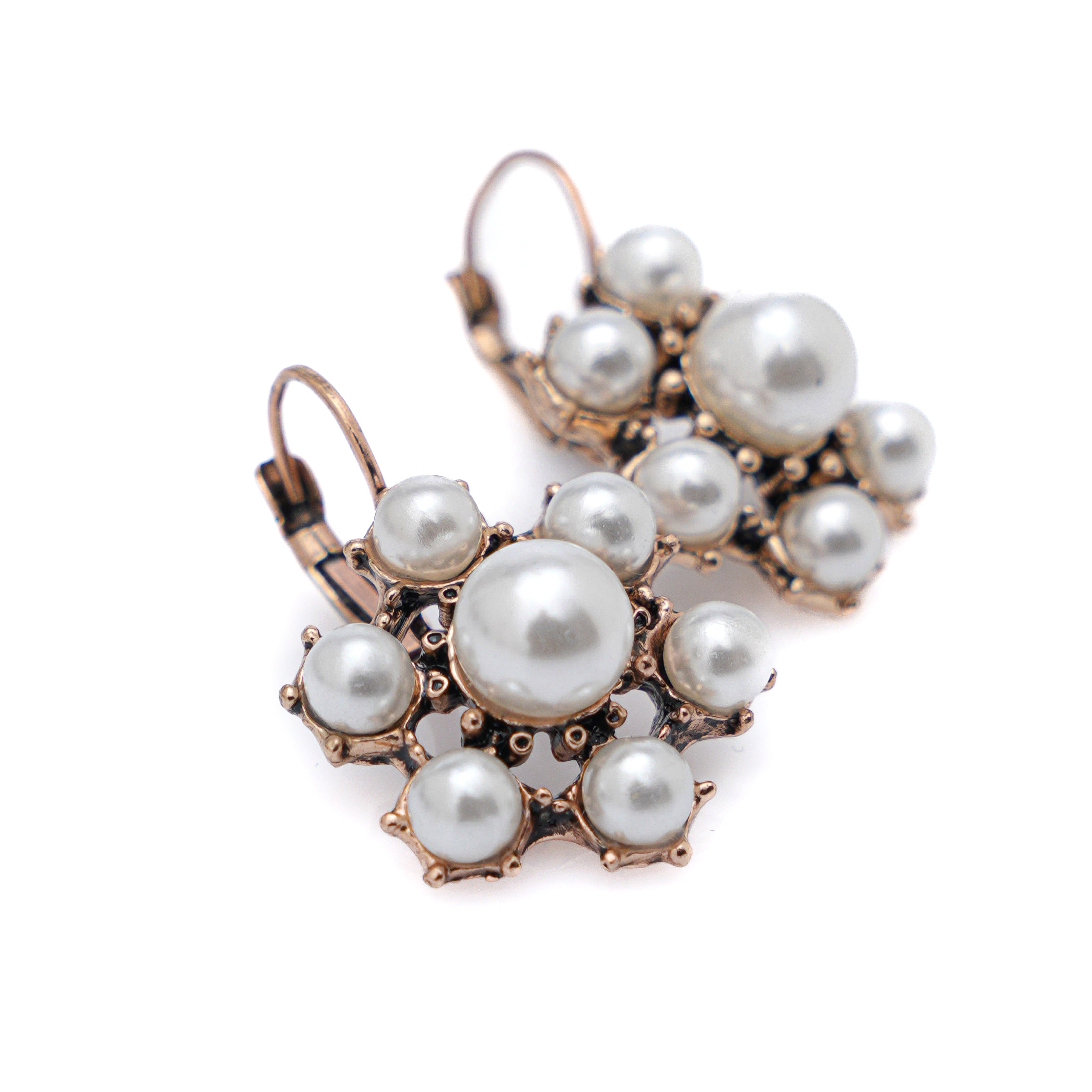Damla Kalender-Rosalinda Earrings-2-Milagron.com