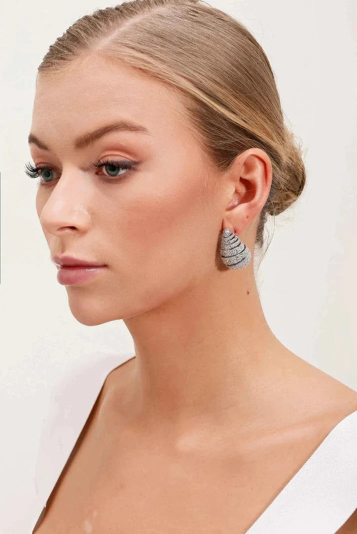 Damla Kalender-Silver Hive Earrings-Küpe-4-Milagron.com