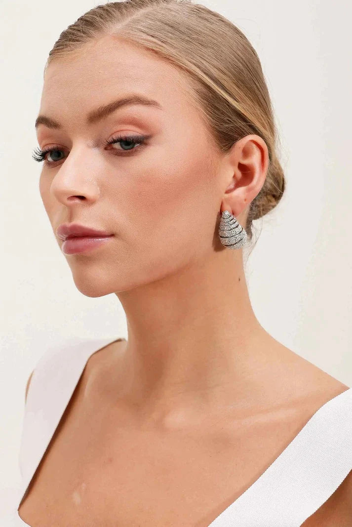 Damla Kalender-Silver Hive Earrings-Küpe-8-Milagron.com