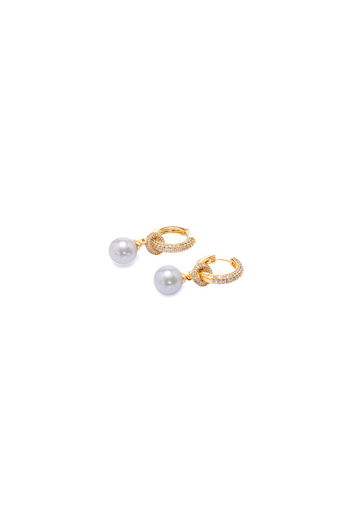 Damla Kalender-Starlight Pearl Earrings-Küpe-2-Milagron.com