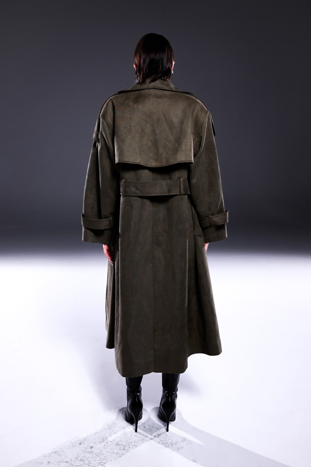Death Is Easy-Khaki Suede Oversize Trenchcoat-Trençkot-2-Milagron.com