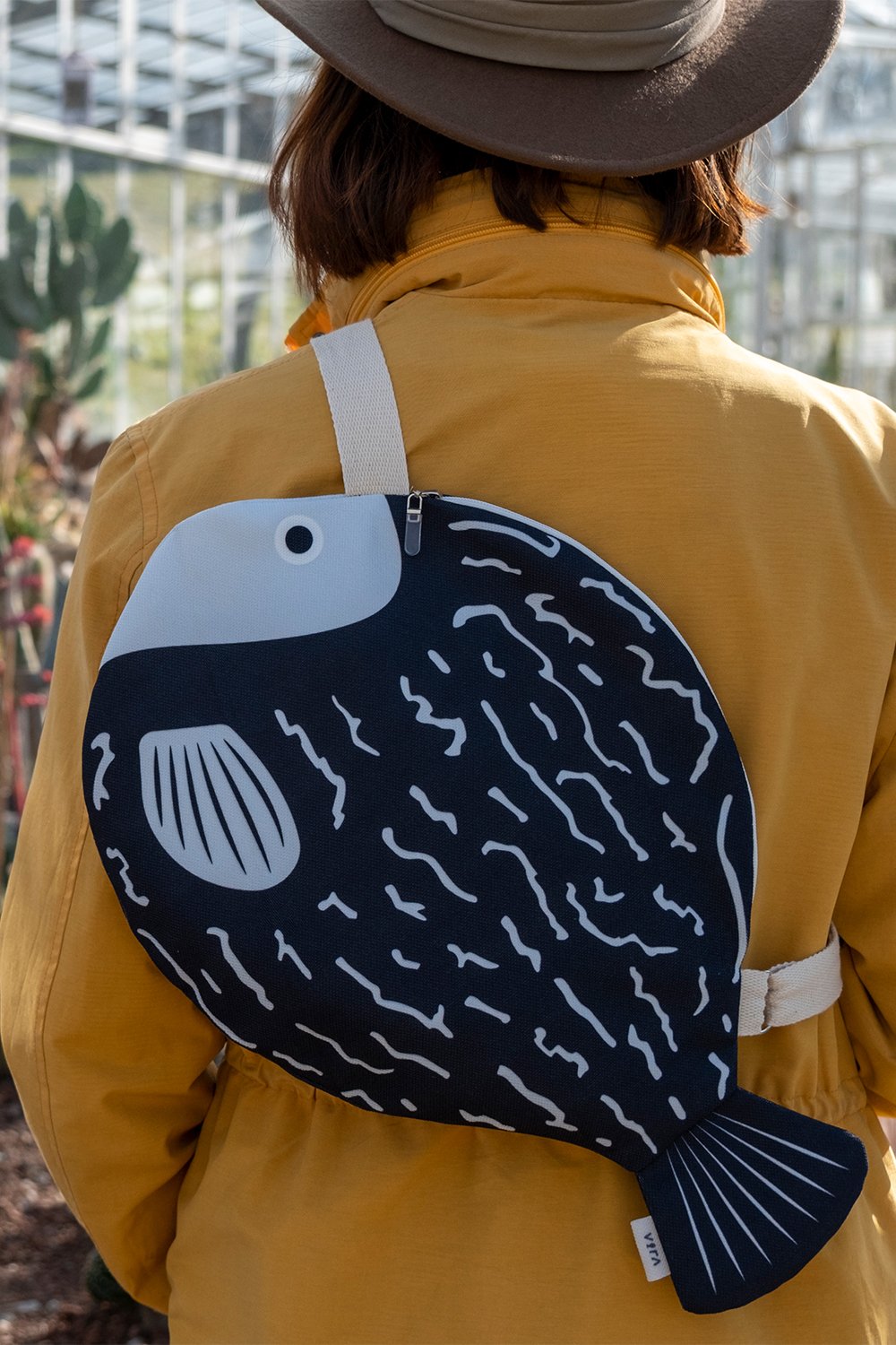 Design Vira-Black Blowfish-Omuz Çantası-1-Milagron.com