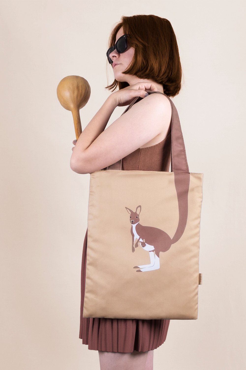 Design Vira-Kangaroo Tote Bag-Omuz Çantası-1-Milagron.com