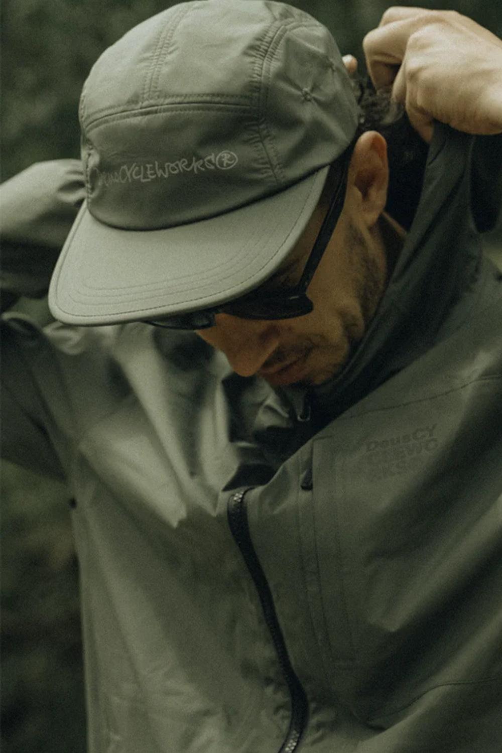 Deus-Aero Tech Cap Clover-Şapka-1-Milagron.com