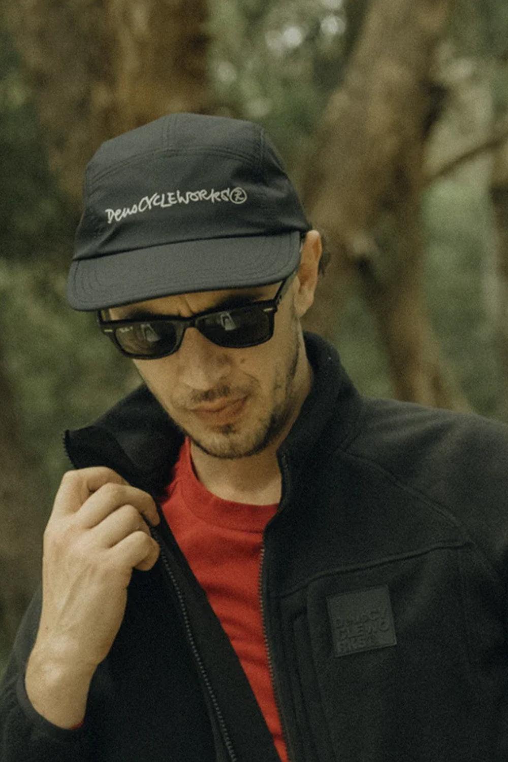 Deus-Aero Tech Cap Clover-Şapka-1-Milagron.com