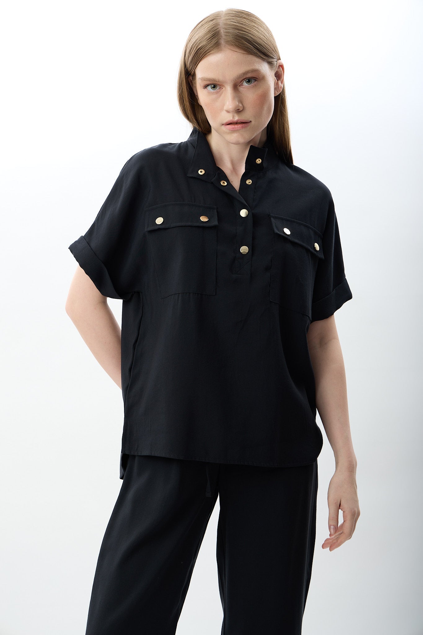 Diagonal-Açık Yaka Metal Düğmeli Gömlek-Gömlek-3-Milagron.com