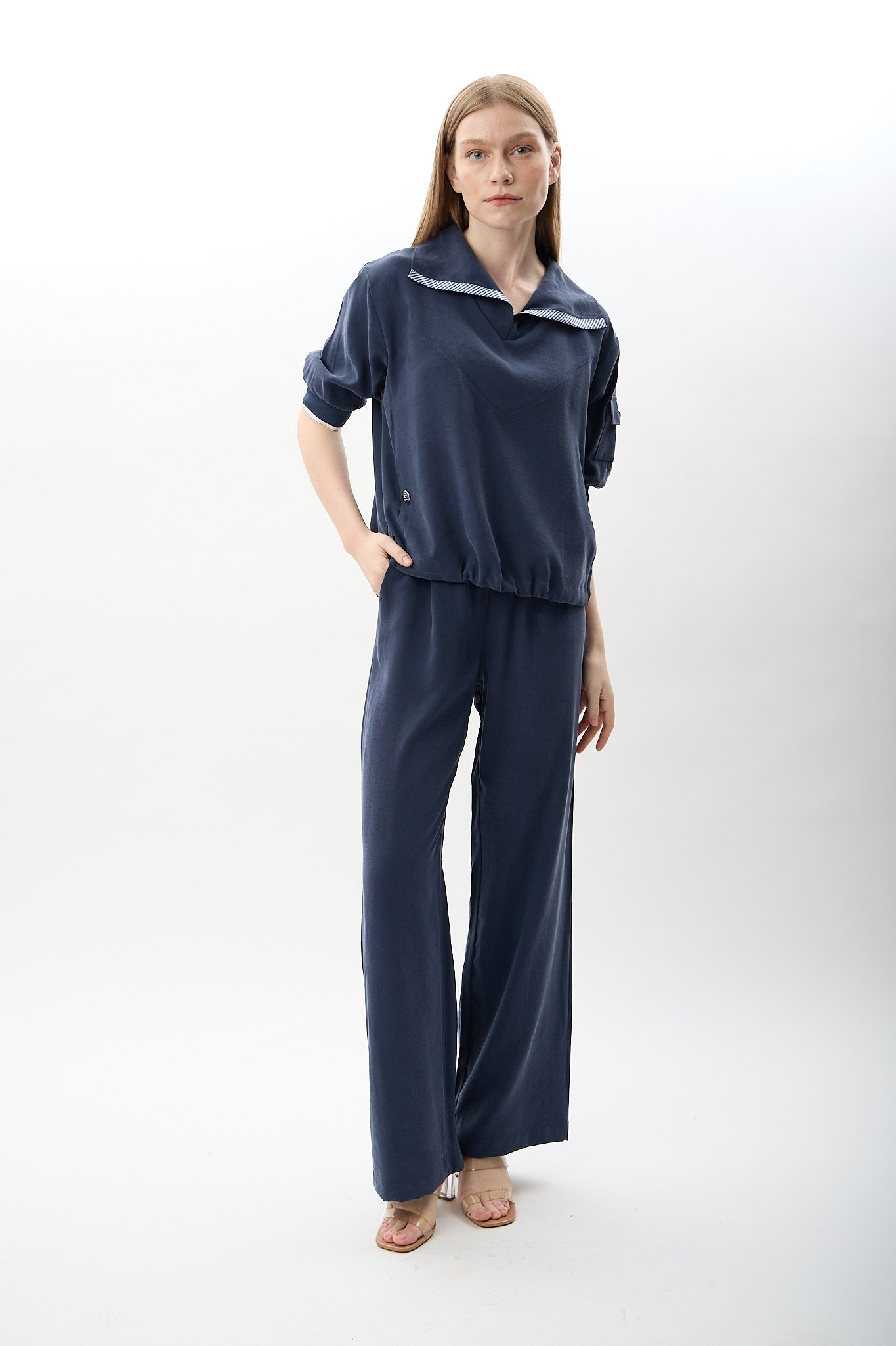 Diagonal-Bağcıklı Düz Paça Pantolon-,-1-Milagron.com