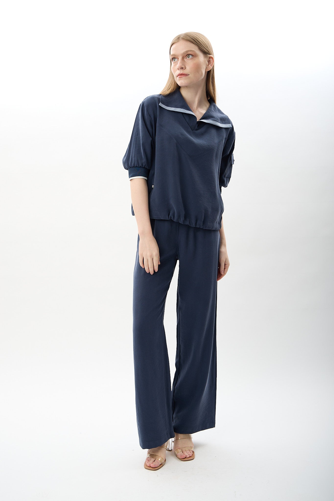 Diagonal-Bağcıklı Düz Paça Pantolon-,-2-Milagron.com