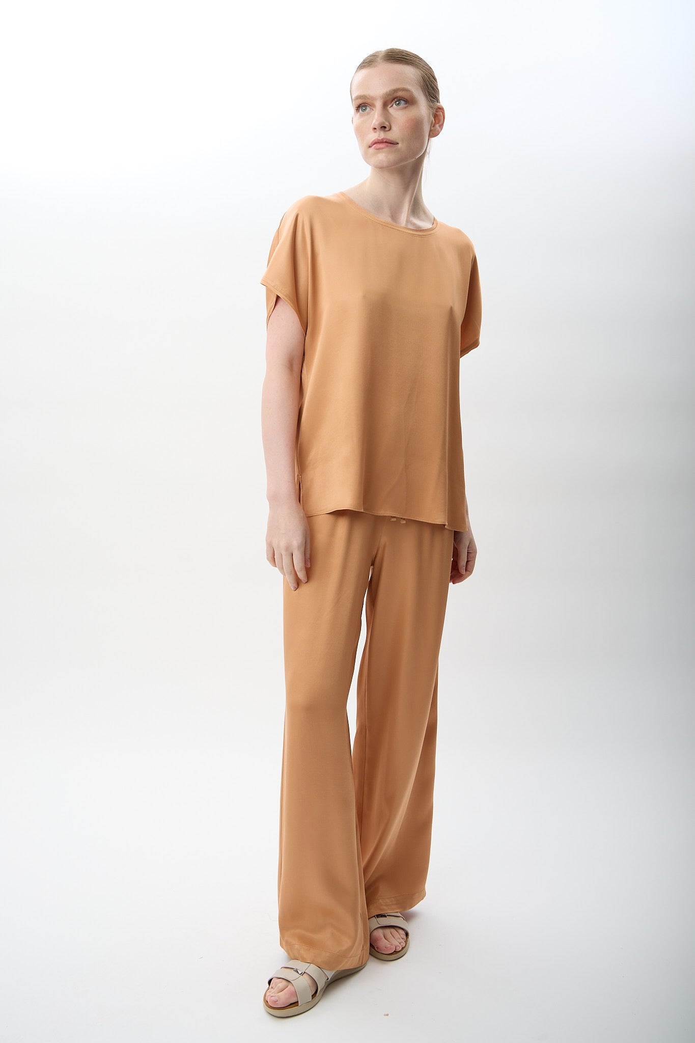 Diagonal-Bağcıklı Rahat Kesim Saten Pantolon-,-1-Milagron.com