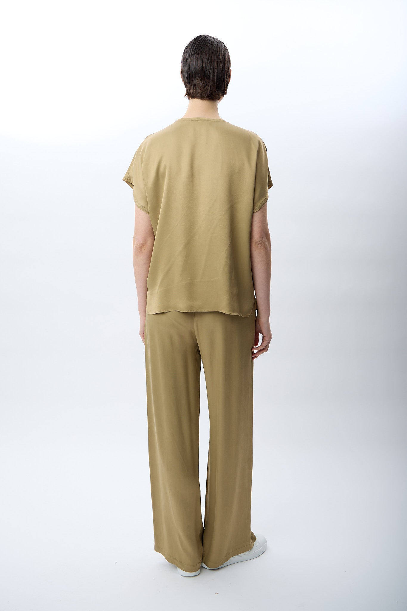 Diagonal-Bağcıklı Rahat Kesim Saten Pantolon-,-11-Milagron.com