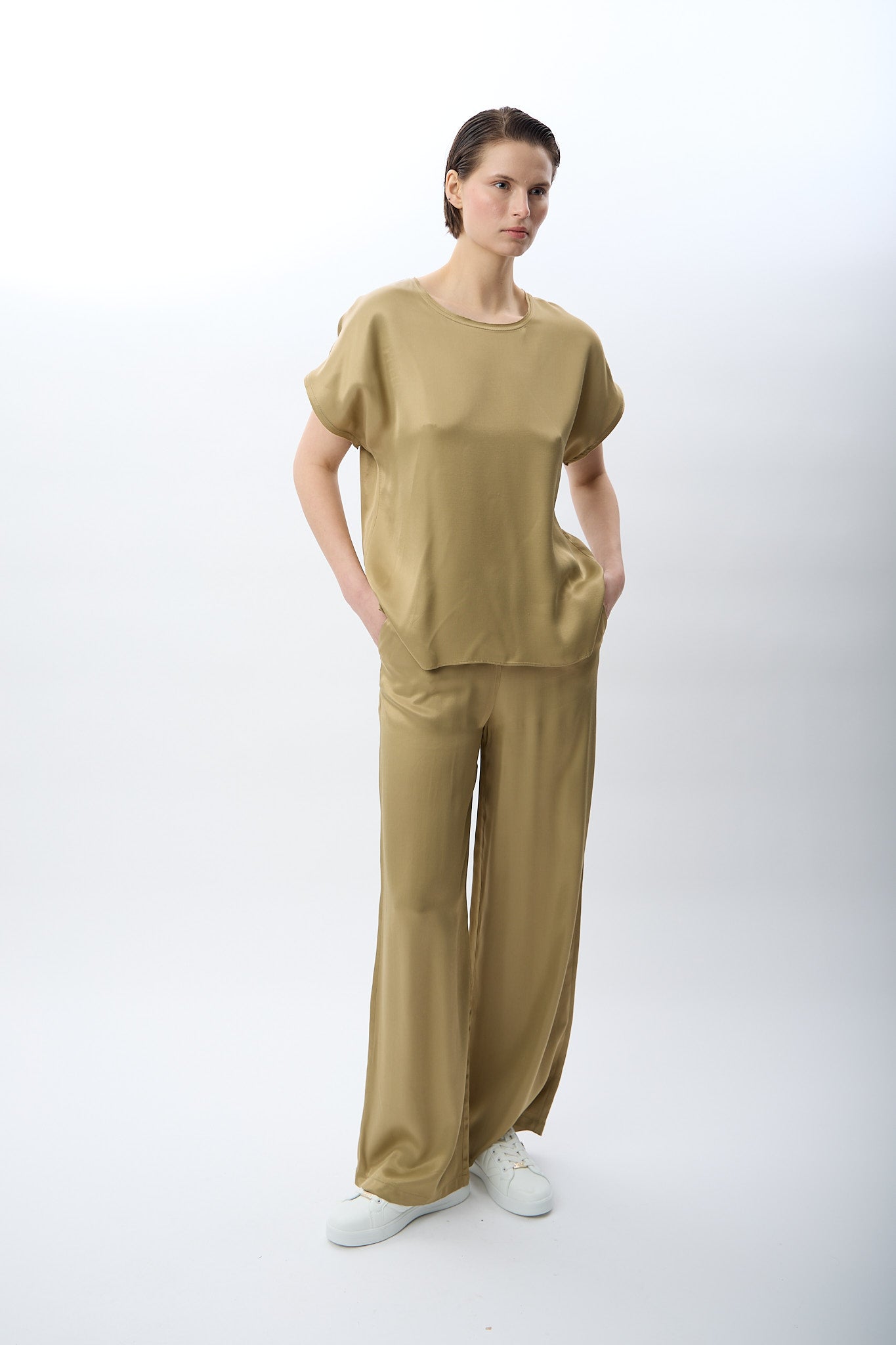 Diagonal-Bağcıklı Rahat Kesim Saten Pantolon-,-14-Milagron.com