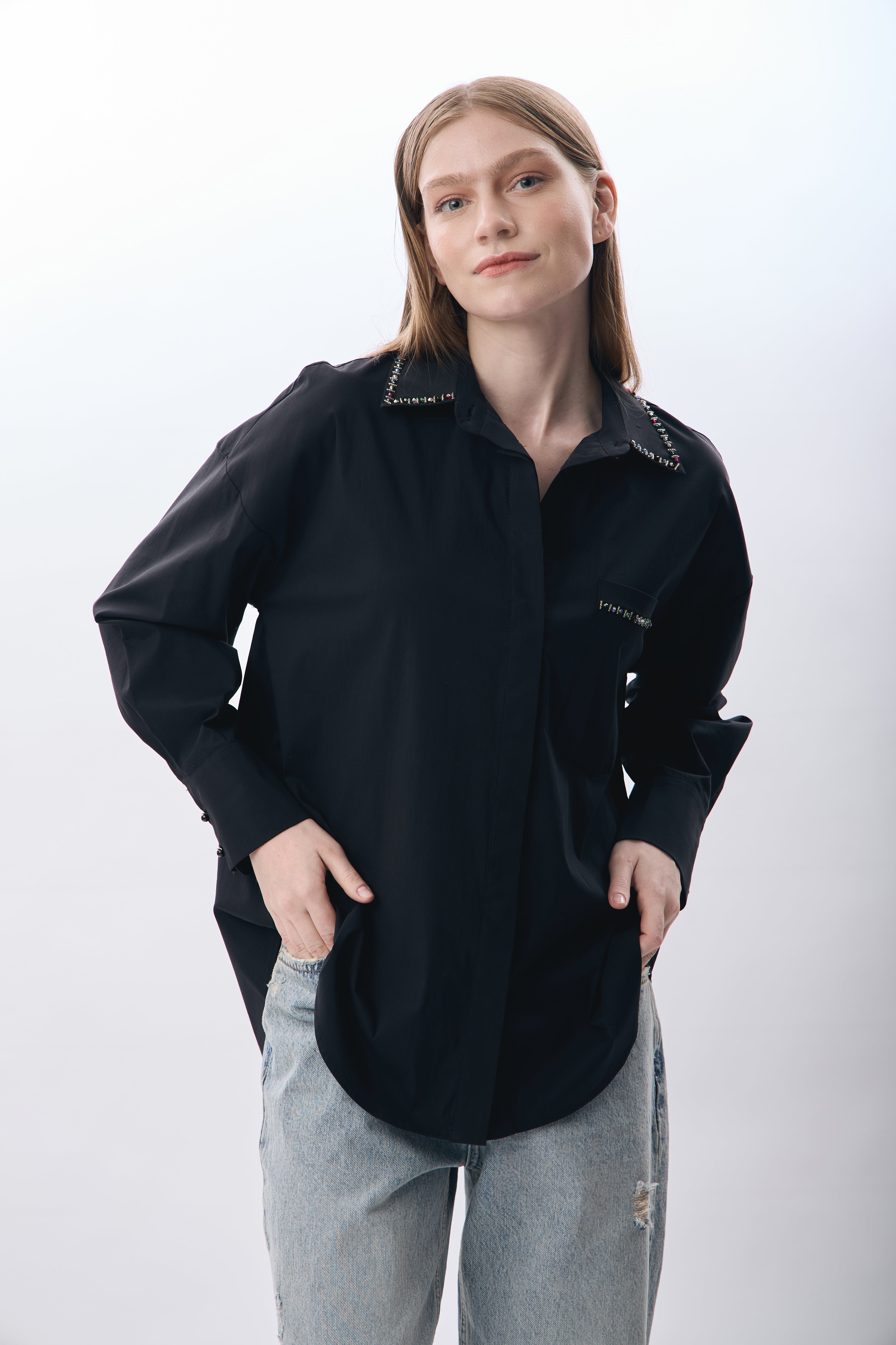 Diagonal-Boncuk Detaylı Rahat Kesim Gömlek-Gömlek-1-Milagron.com