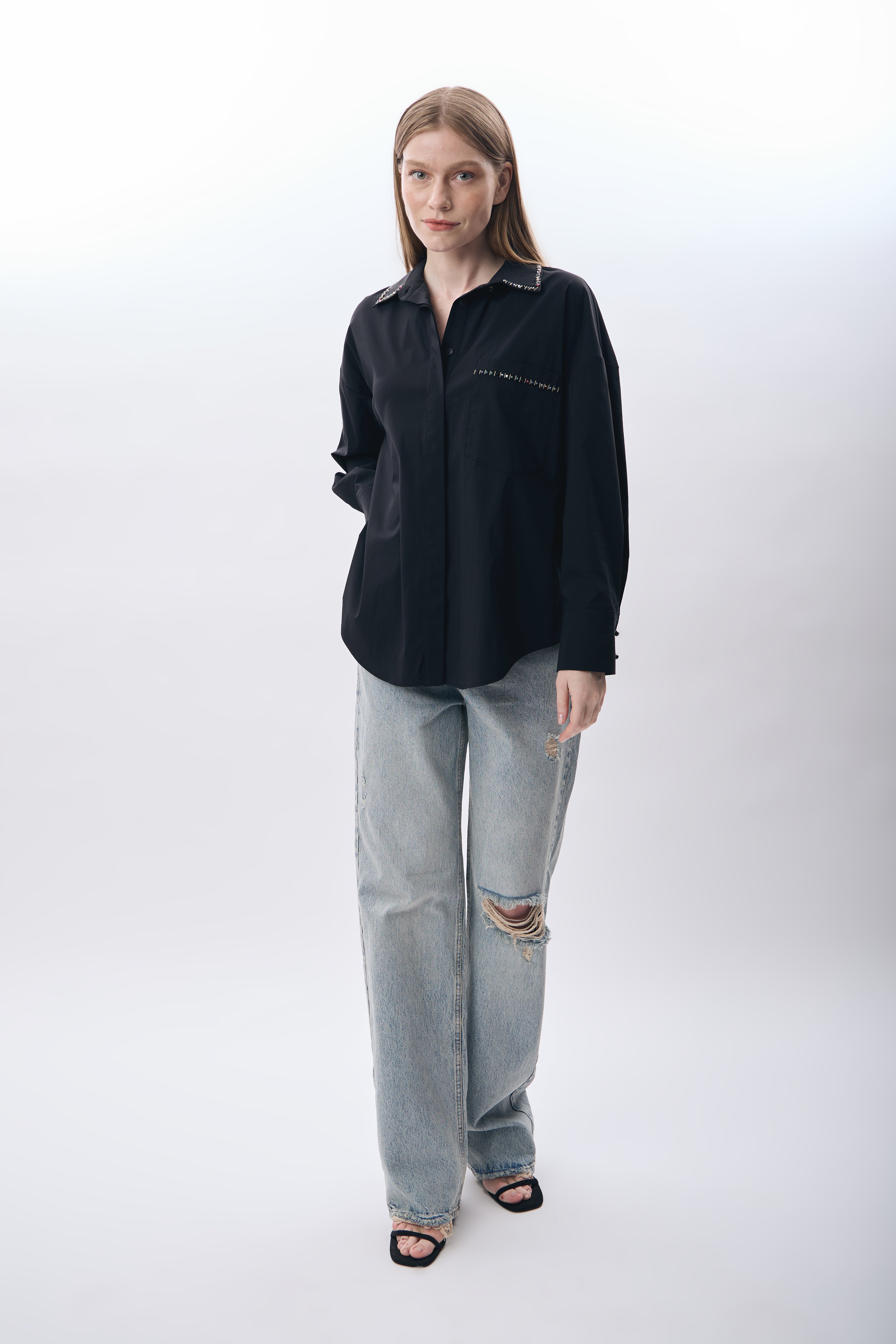 Diagonal-Boncuk Detaylı Rahat Kesim Gömlek-Gömlek-2-Milagron.com