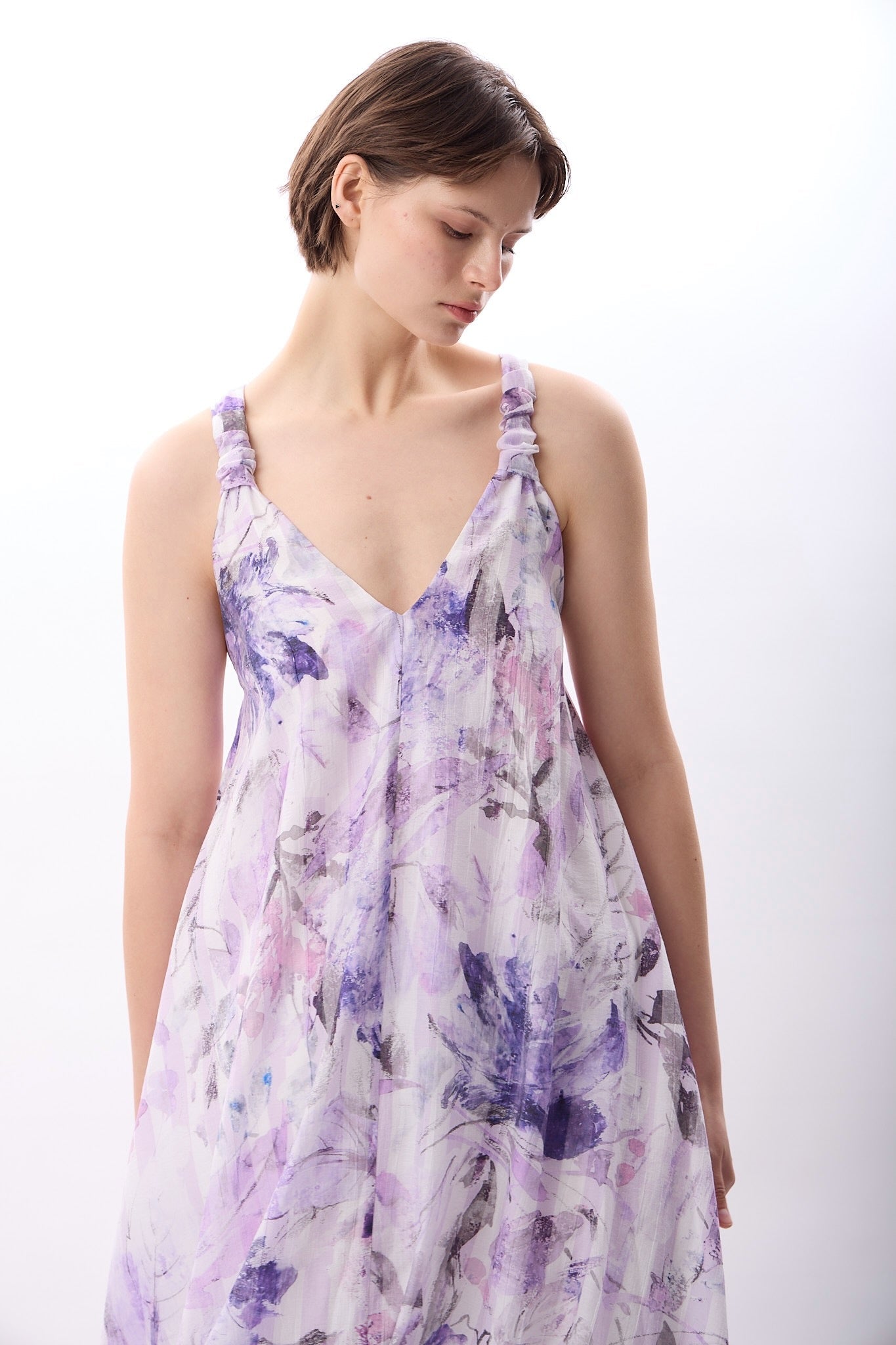 Diagonal-Desenli Ve Dökümlü Maxi Elbise (Lila)-ELBİSE-9-Milagron.com