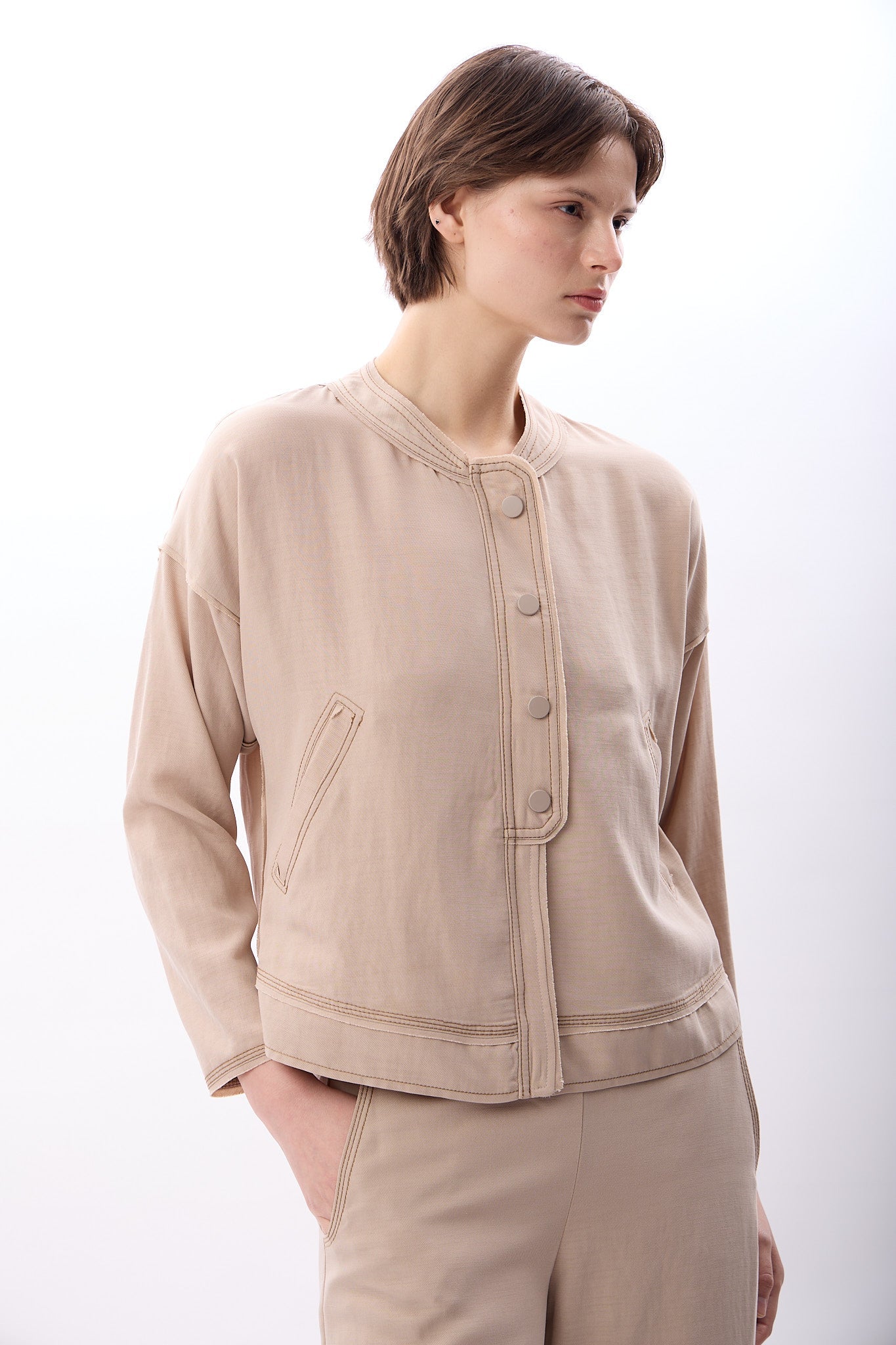 Diagonal-Hakim Yaka Düğmeli Kısa Ceket (Bej)-CEKET-5-Milagron.com