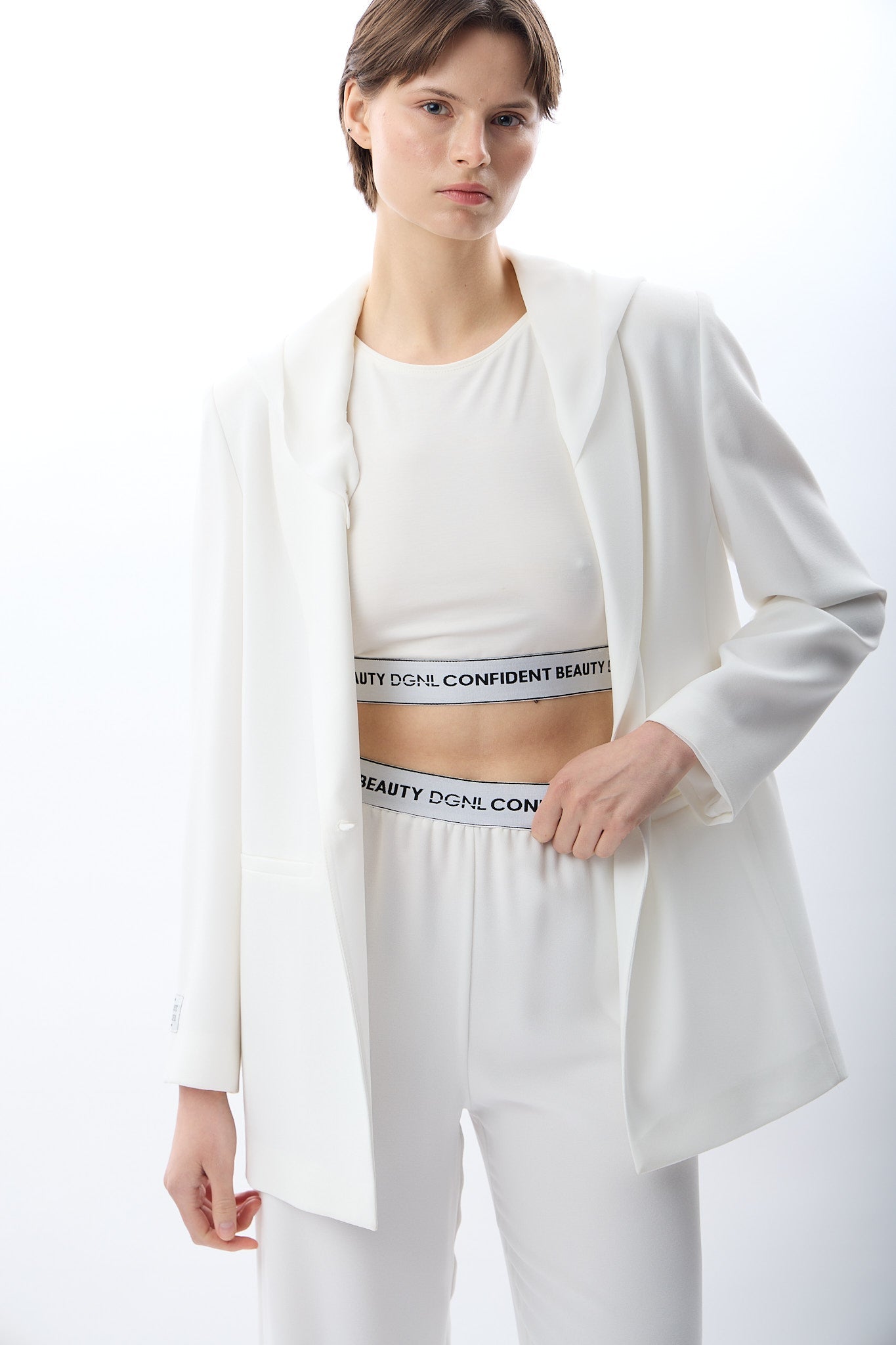 Diagonal-Kapüşonlu Blazer Ceket (Ekru)-CEKET-11-Milagron.com