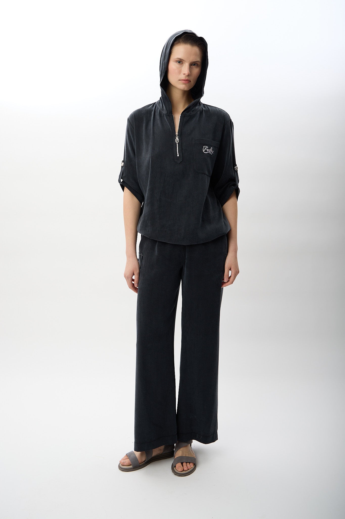 Diagonal-Kapüşonlu Ve Yarım Fermuarlı Bluz (Siyah)-BLUZ-2-Milagron.com