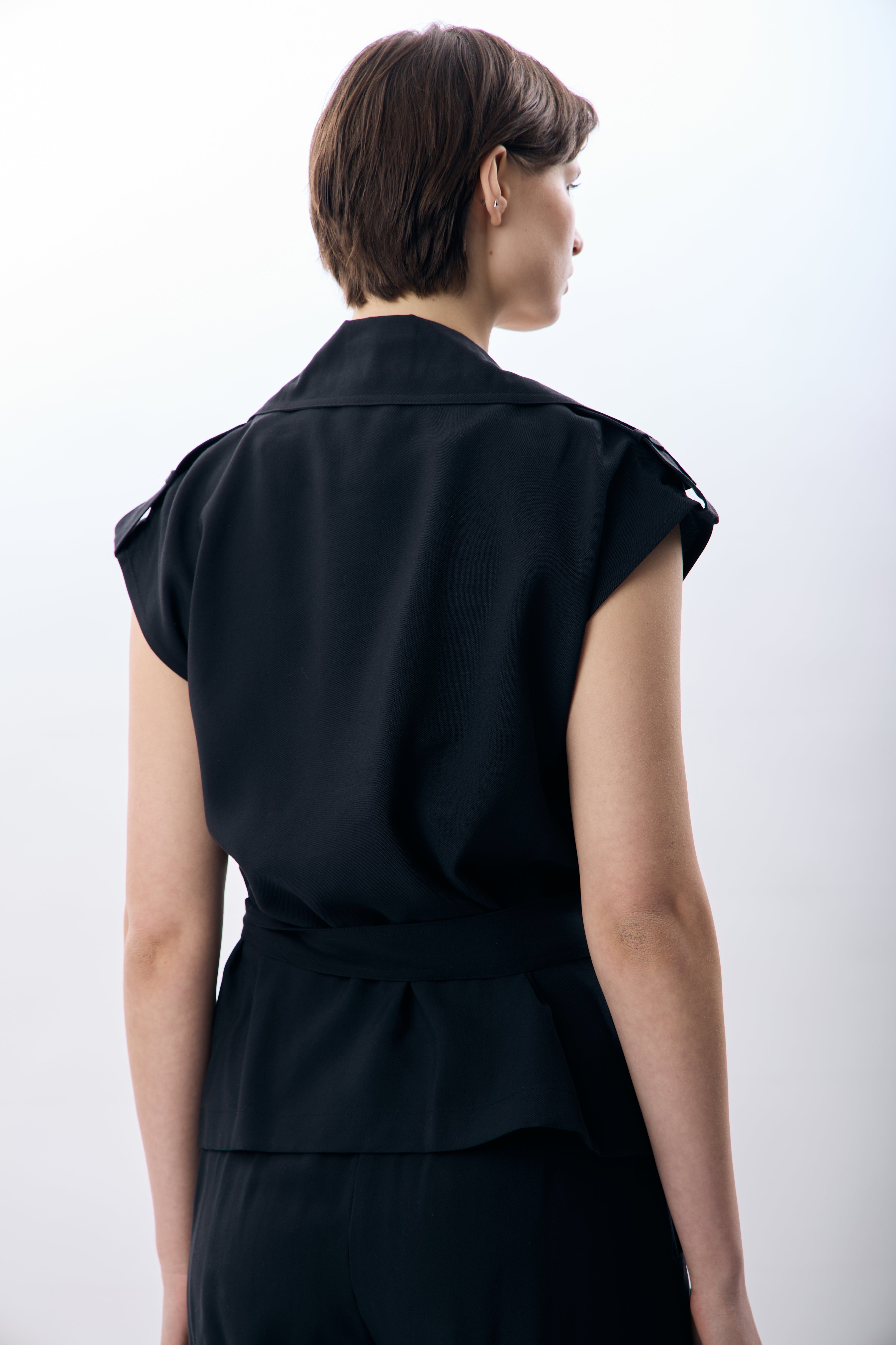 Diagonal-Kemerli Kruvaze Yelek-Yelek-2-Milagron.com