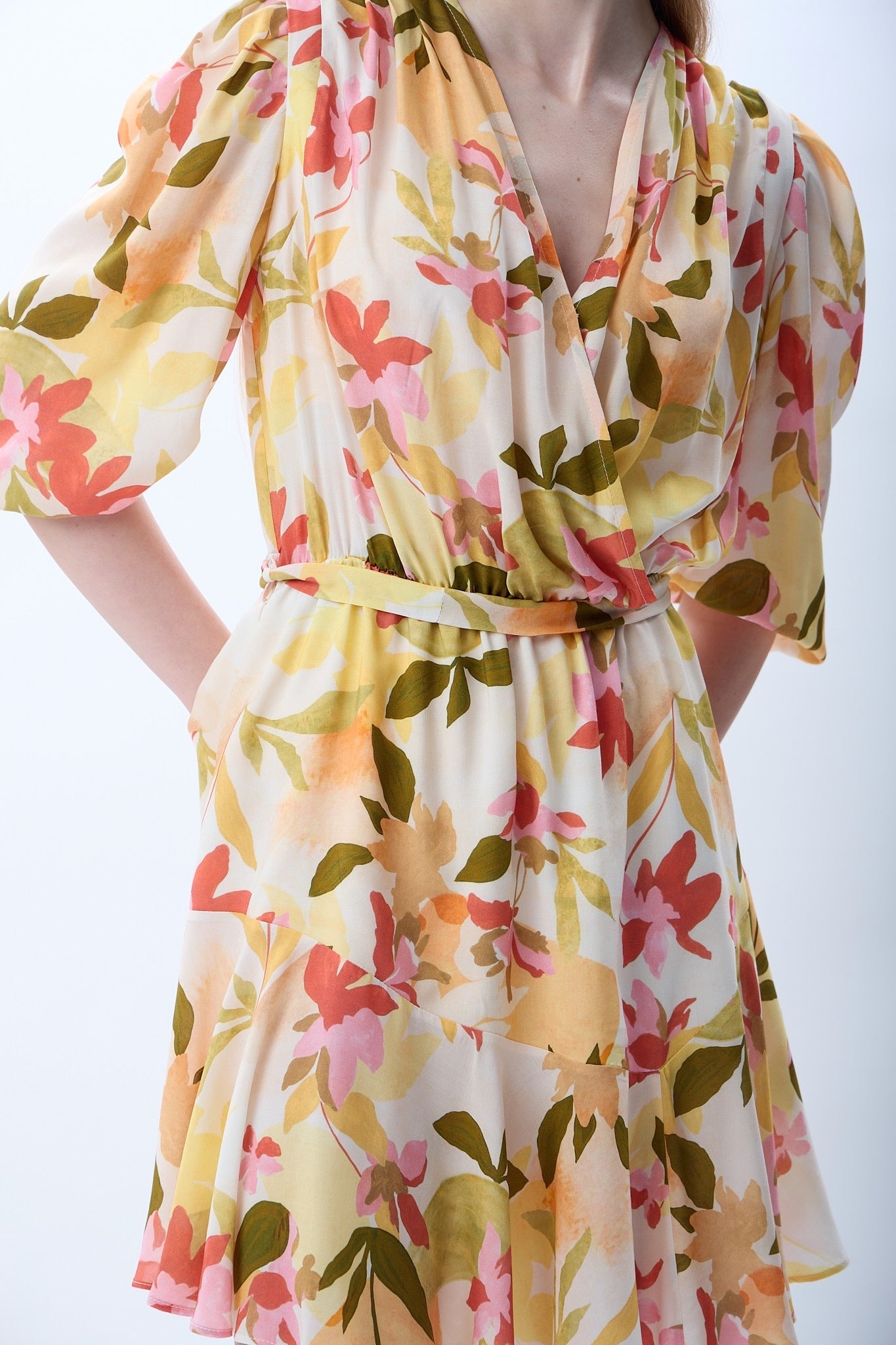 Diagonal-Kruvaze Yaka çiçekli Elbise (Desenli)-ELBİSE-12-Milagron.com