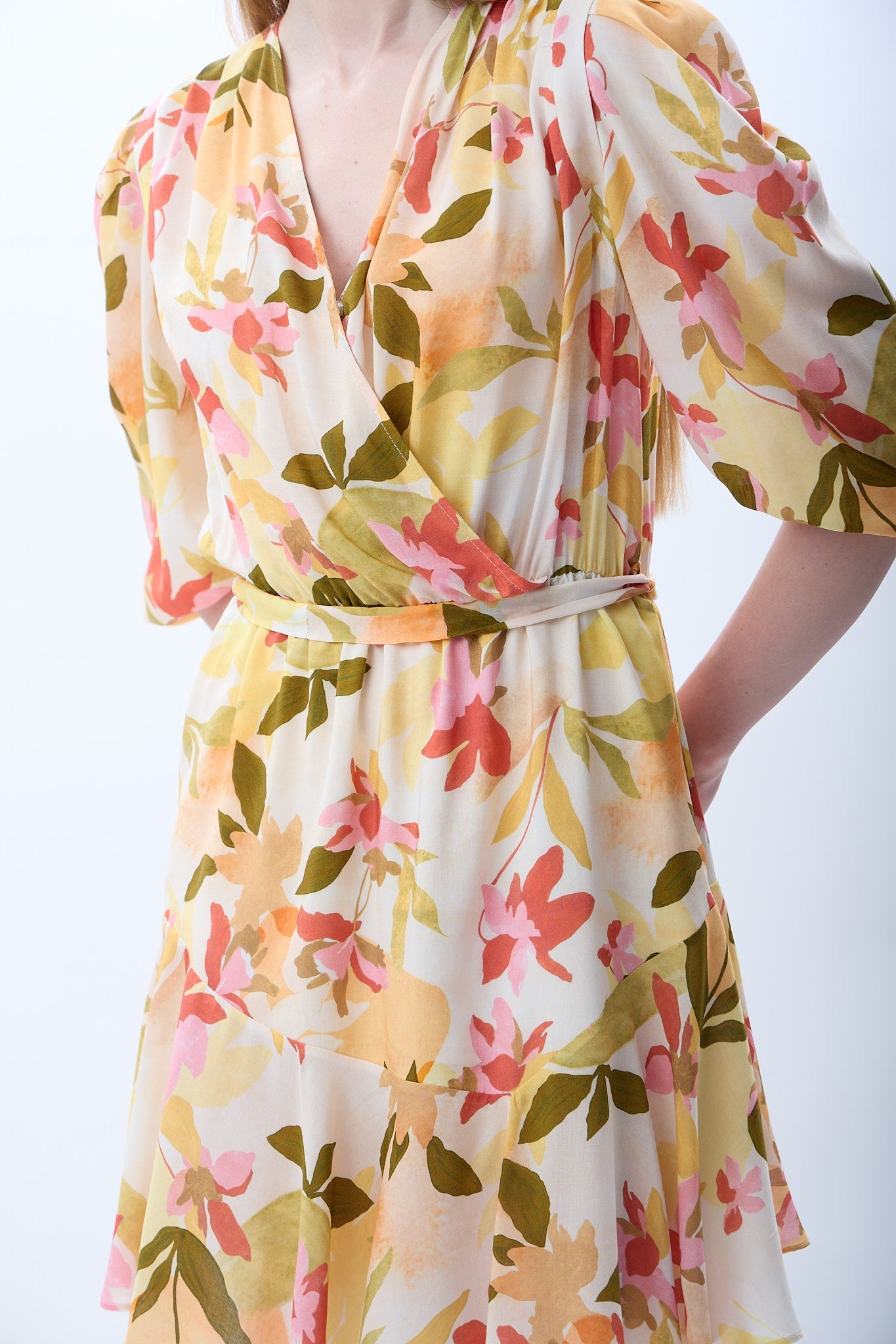 Diagonal-Kruvaze Yaka çiçekli Elbise (Desenli)-ELBİSE-17-Milagron.com