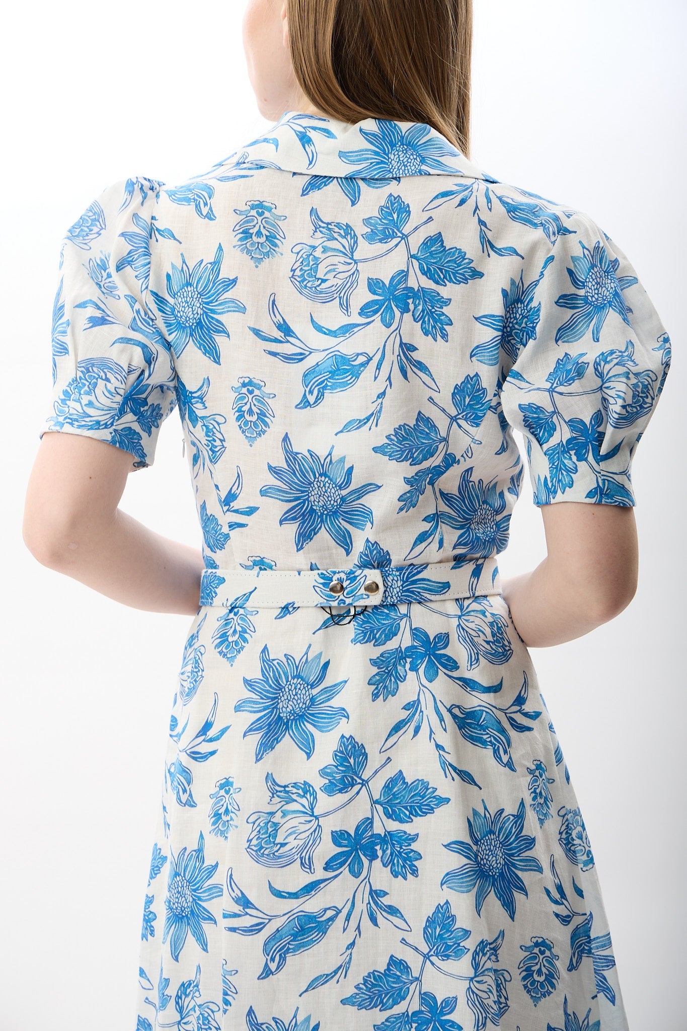 Diagonal-Mavi çiçek Desenli Kemerli Elbise-Elbise-7-Milagron.com