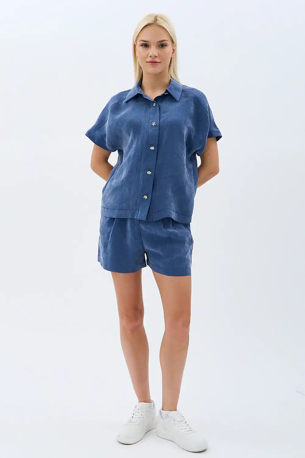 Tasarım Düğmeli Gömlek (İndigo)