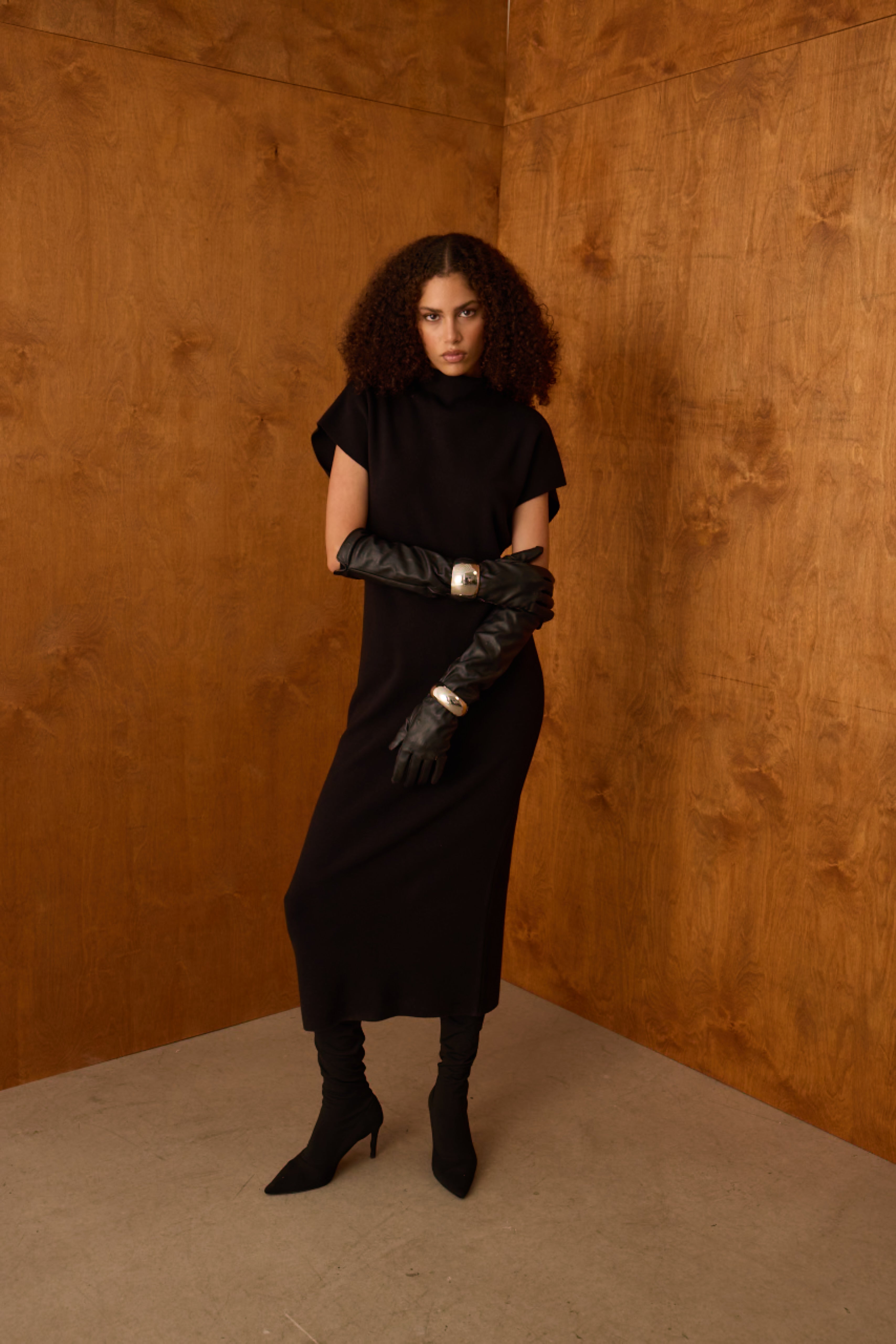 Diagonal-Triko Siyah Elbise-Elbise-6-Milagron.com