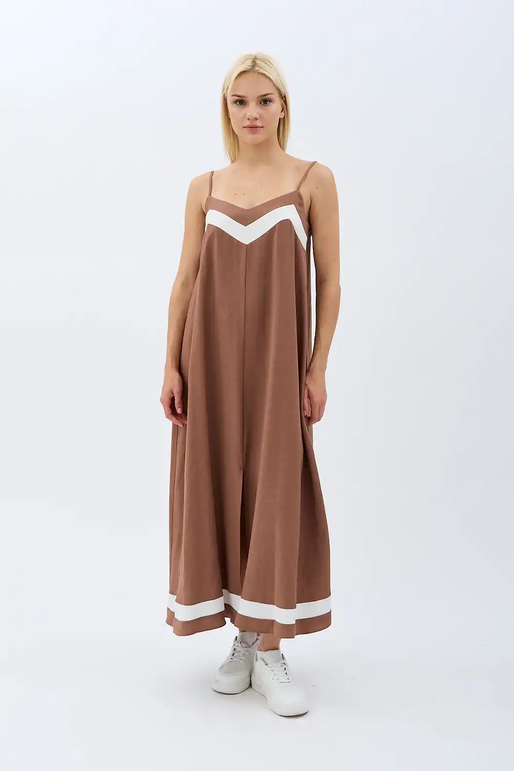 Yırtmaçlı Salaş Elbise (Kahverengi)
