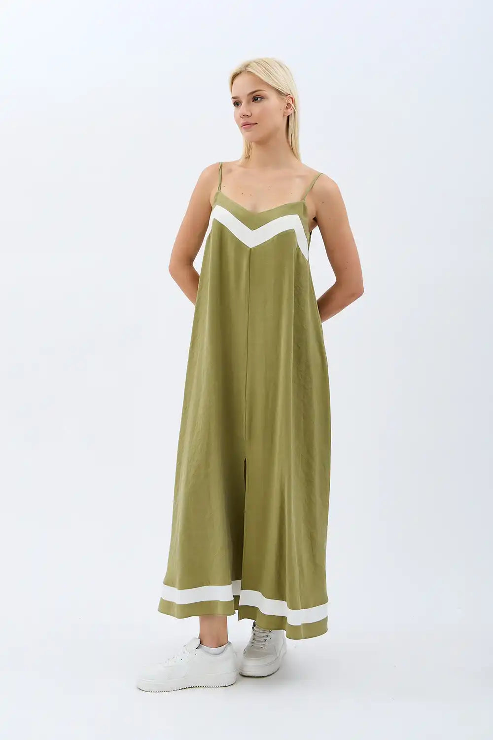 Yırtmaçlı Salaş Elbise (Yeşil)