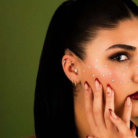 Dianora Piercing-14 Ayar Altın Markis Çiçek Tragus Piercing-Tragus Piercing-6-Milagron.com