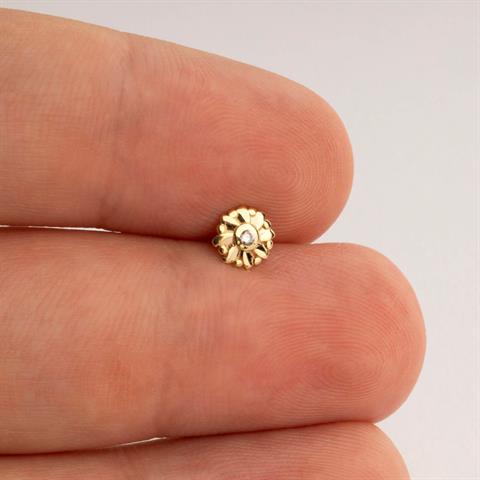 Dianora Piercing-14 Ayar Altın Taşlı Çiçek Minimal Helix/Kıkırdak Piercing-Helix Piercing-5-Milagron.com