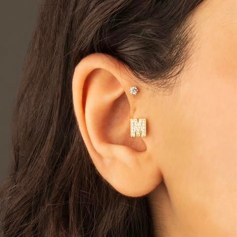 Dianora Piercing-14 Ayar Altın Taşlı Düz M Harfi Tragus Piercing-Tragus Piercing-4-Milagron.com